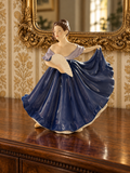 Royal Doulton. Figurine. Elaine