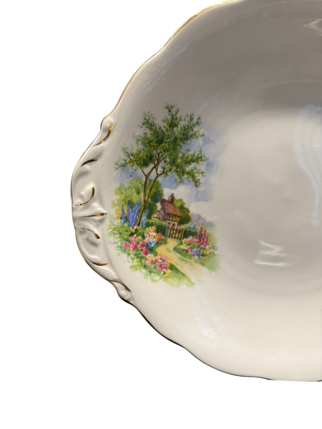 Queen Anne Cake Plate. Cottage Design image 5
