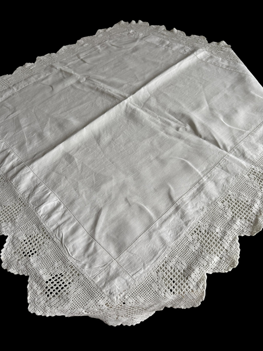 Deep lace edge vintage Cotton Tablecloth.  image 1