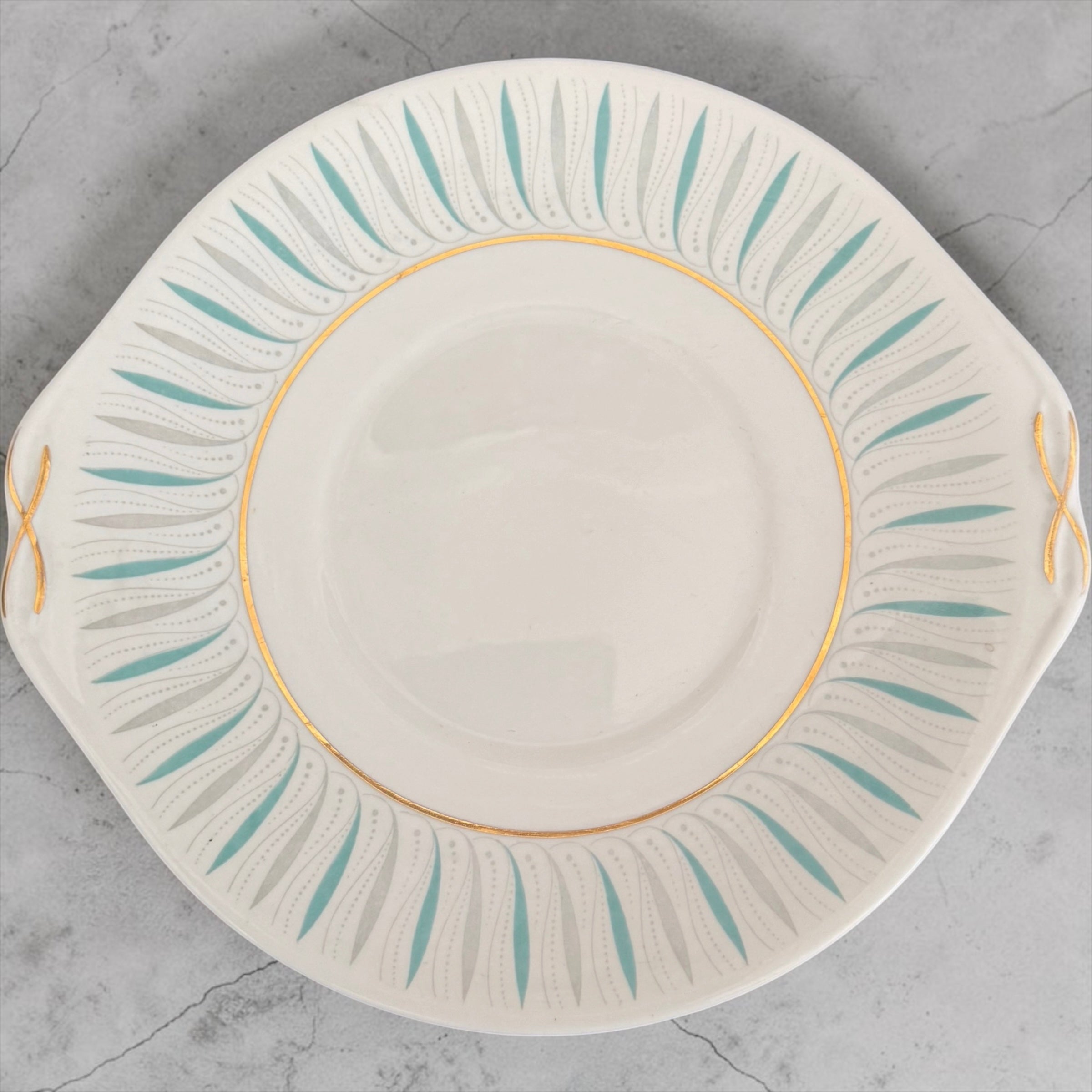 Queen Anne. Vintage Cake Plate.  image 0