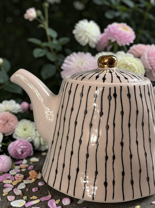 Aphorism Teapot image 1