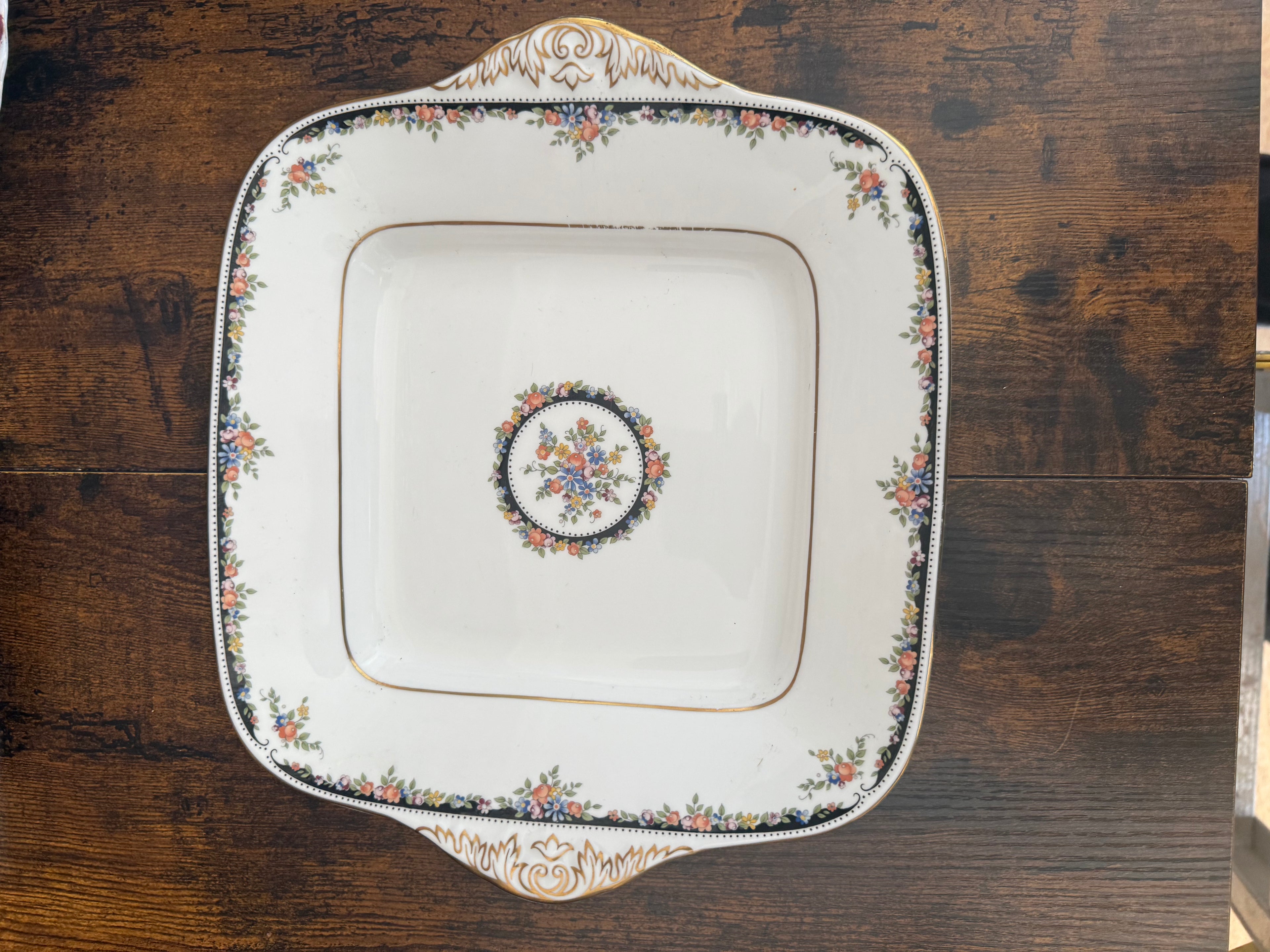 Wedgwood. Vintage Cake Plate.  image 1