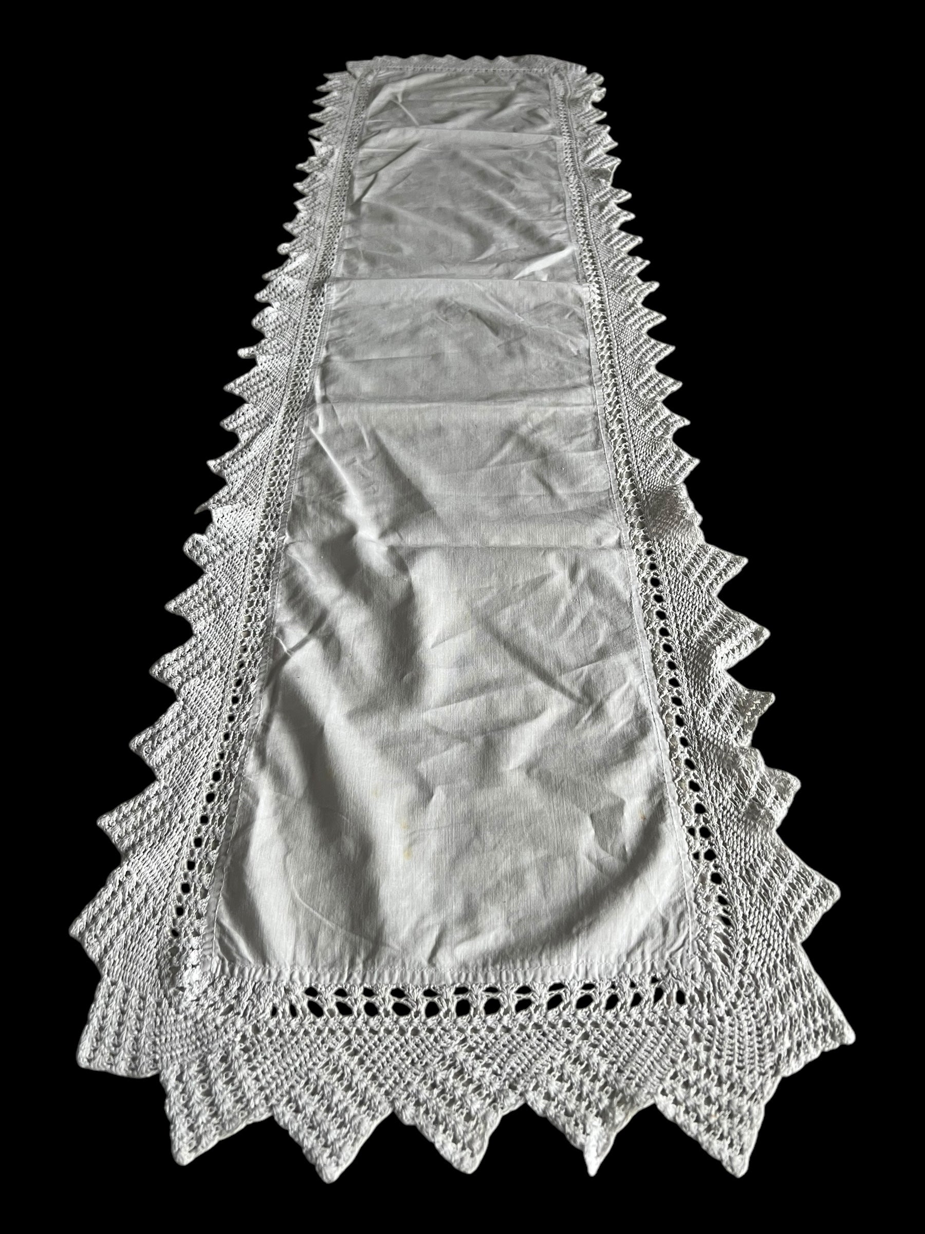 Vintage cotton lace table runner image 5