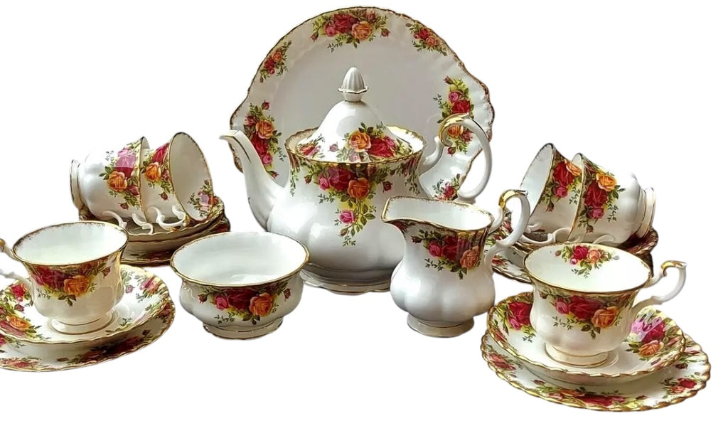 Royal Albert Old Country Roses Teaset image 1