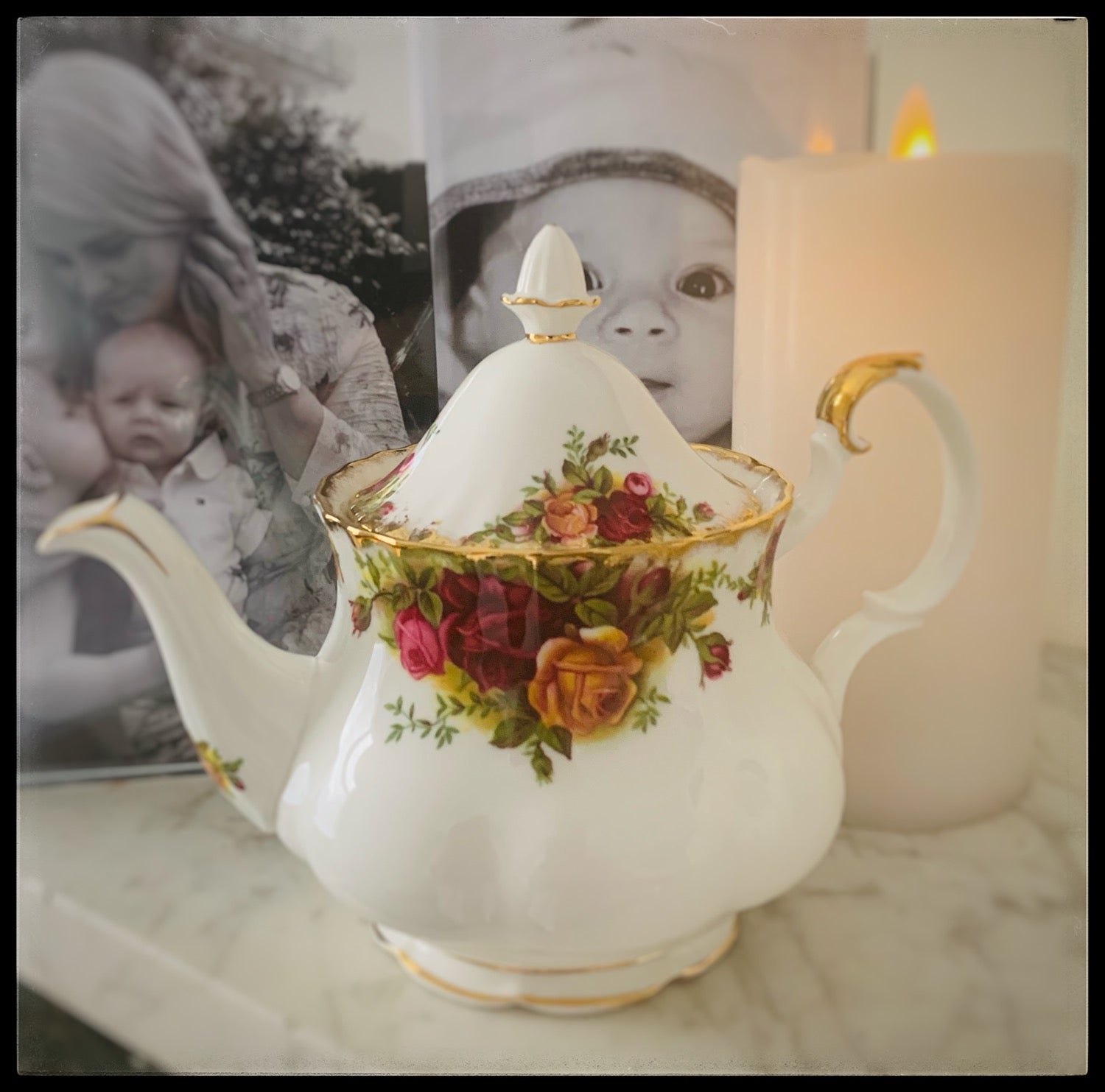 Old Country Roses Small Tea Pot image 2