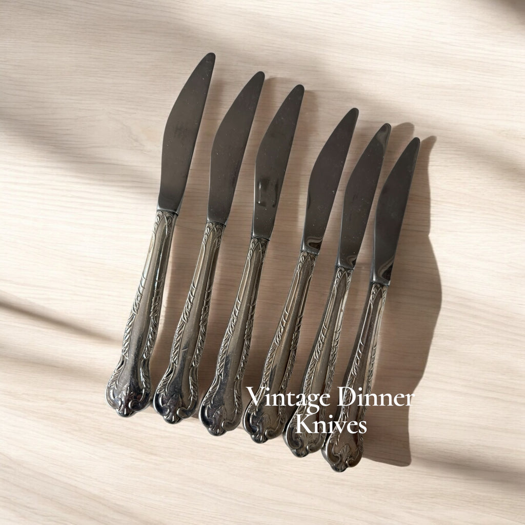 Set 6 Vintage Dinner Knives image 0