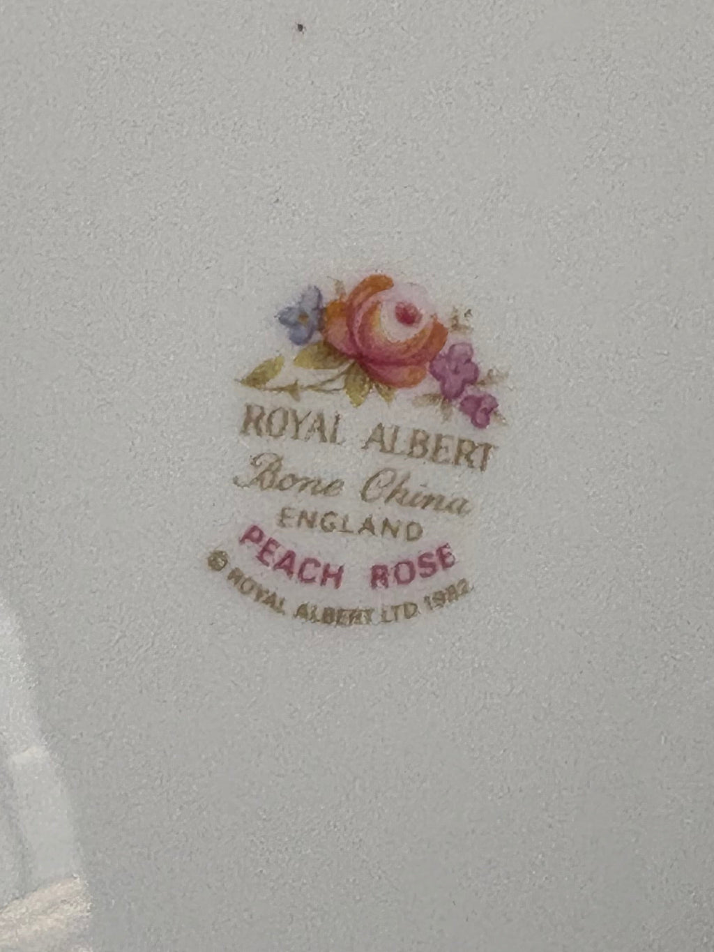 Royal Albert Peach Rose Duo