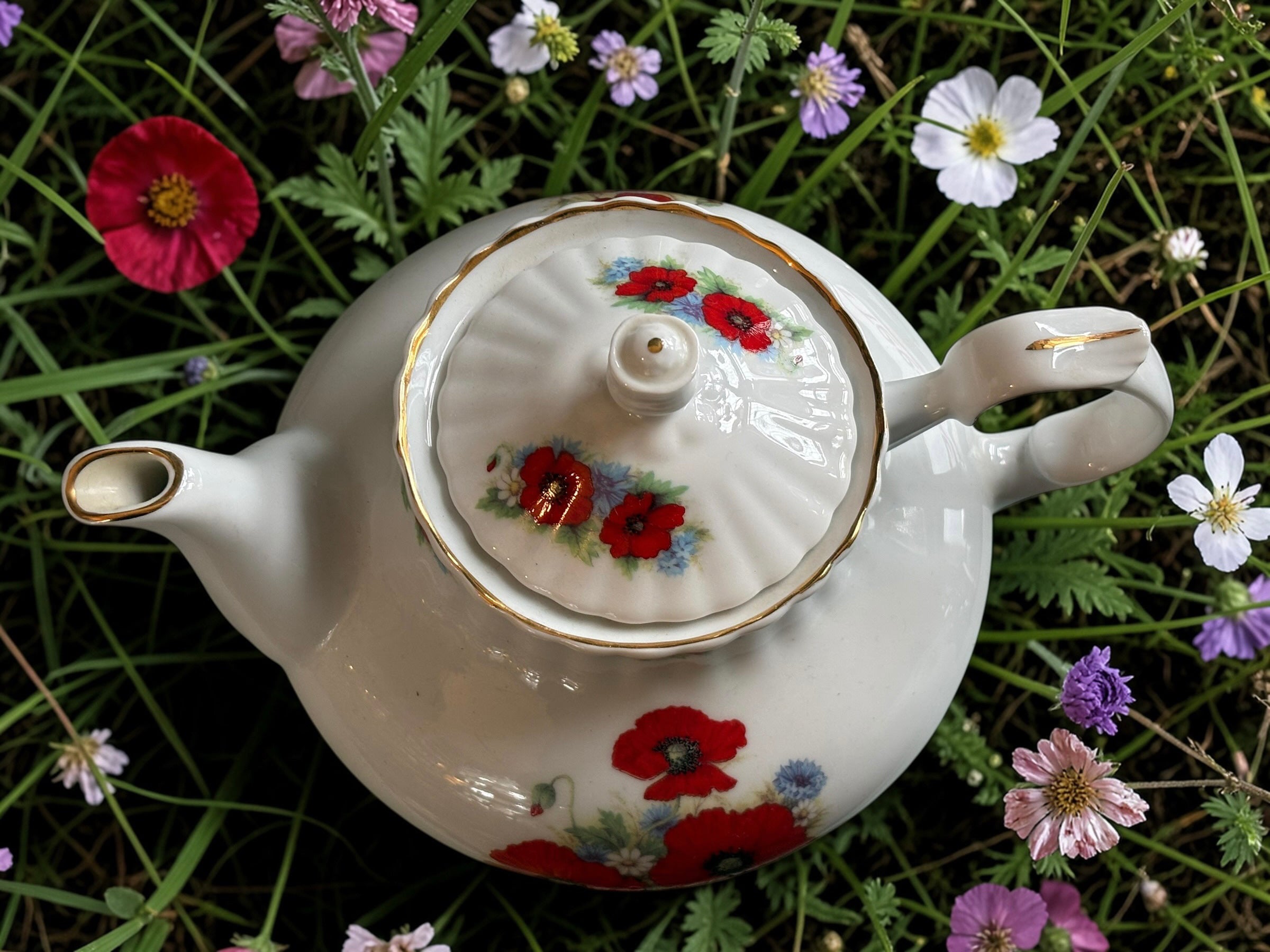 Vintage Large Teapot  image 1