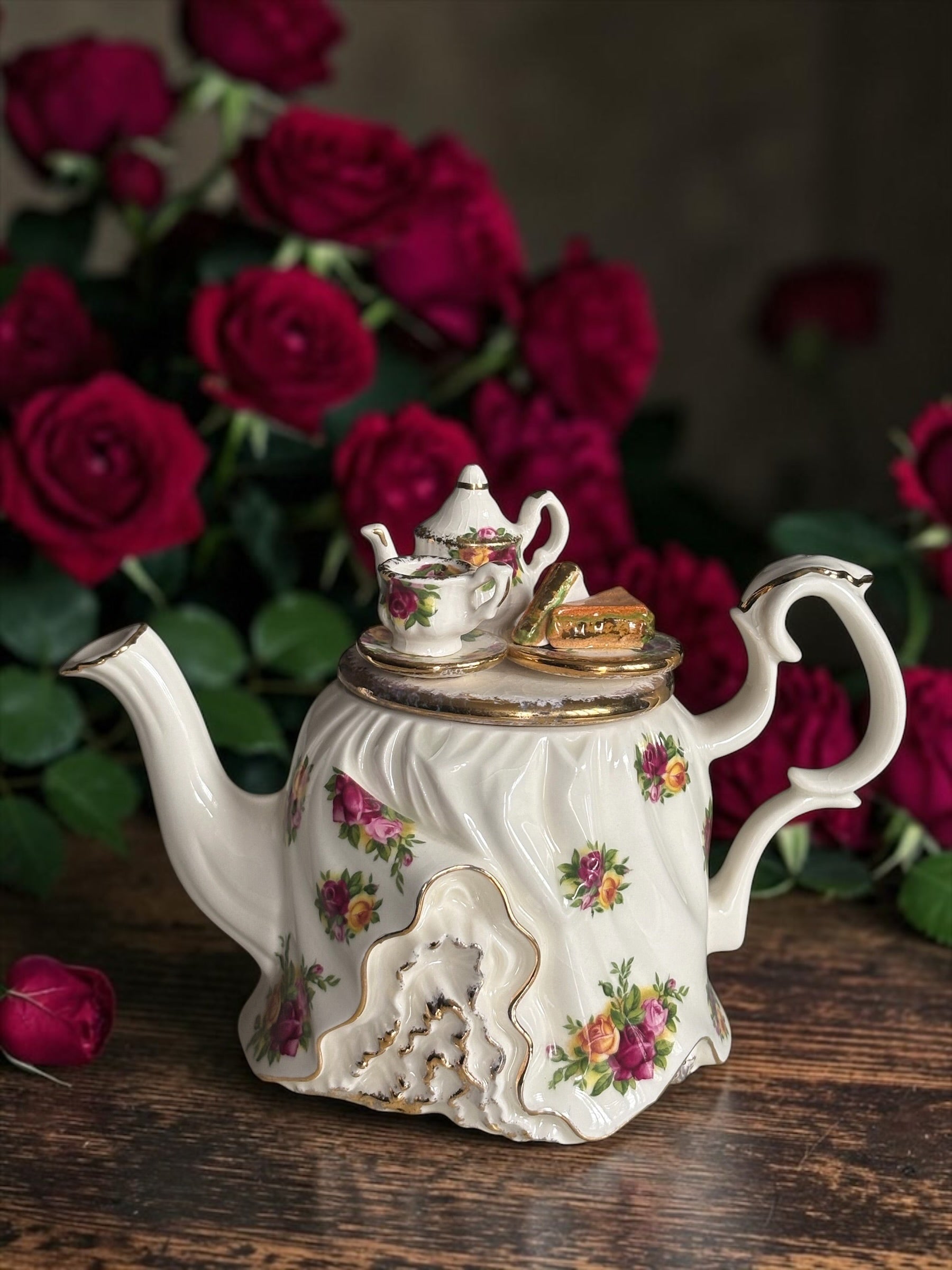 Royal Albert Novelty Teapot