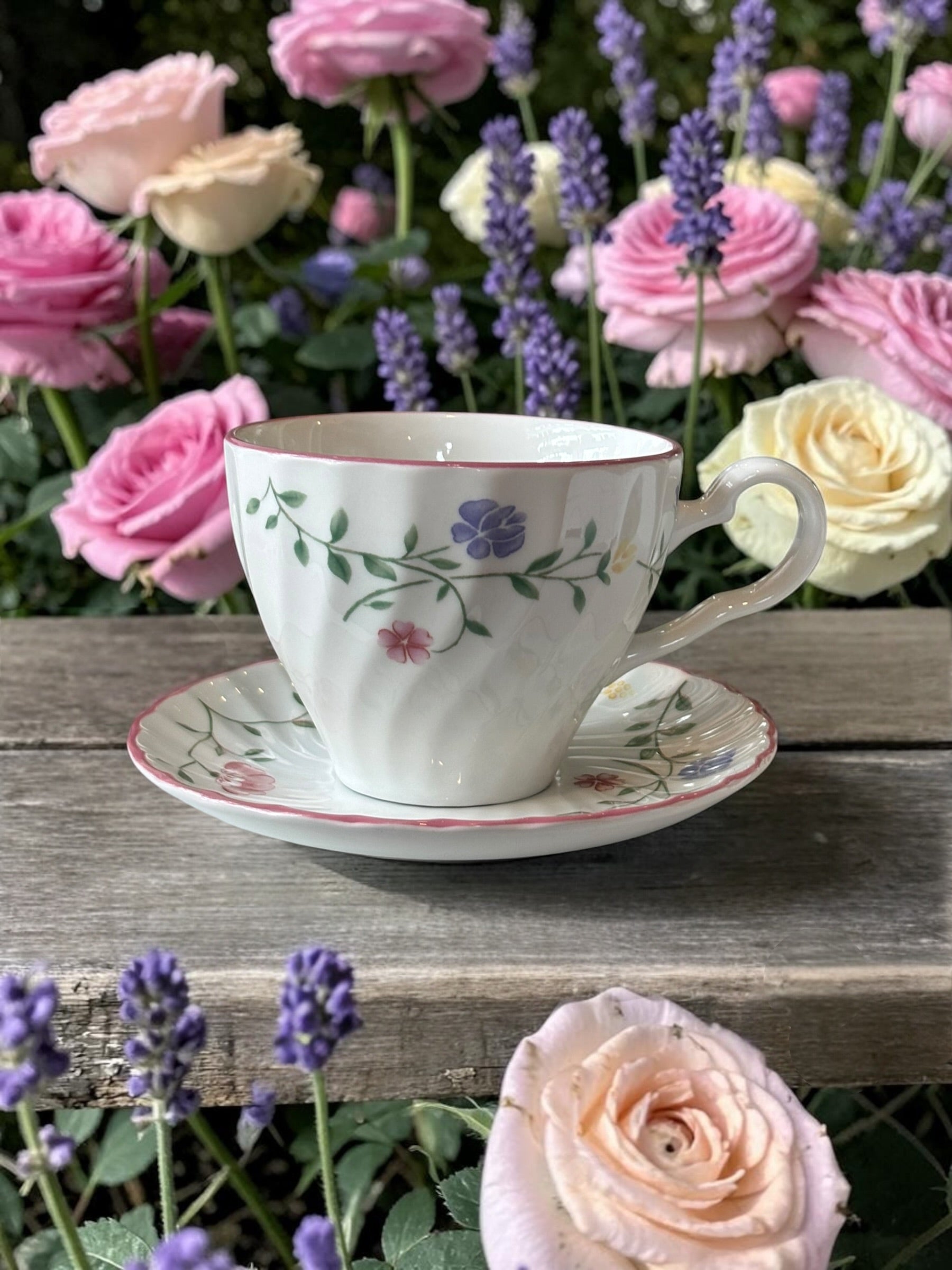 Summer Chintz Johnson Brothers Breakfast Mug & Saucer