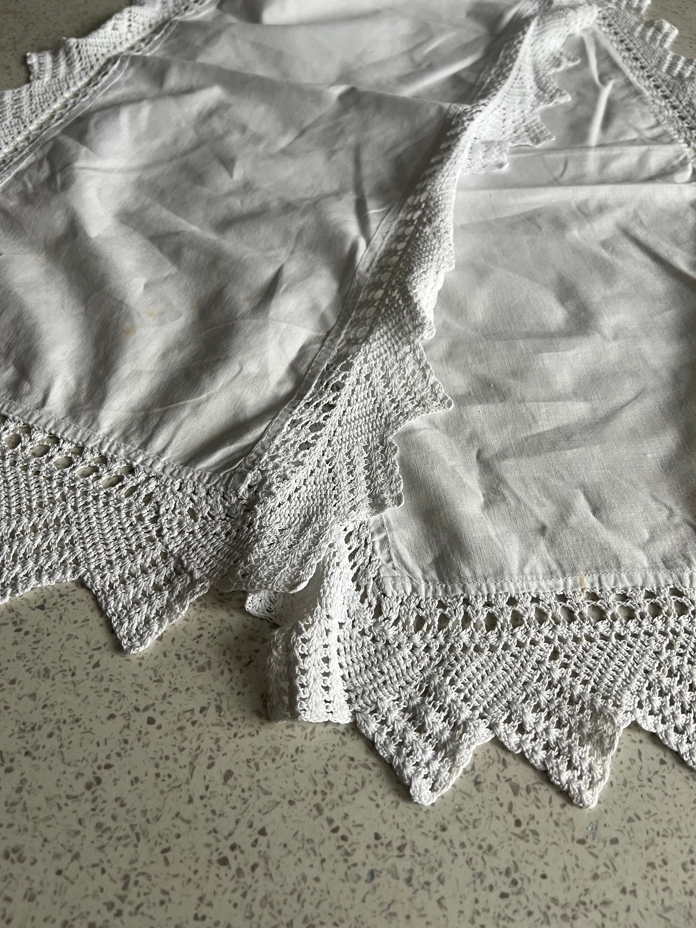 Vintage cotton lace table runner image 6