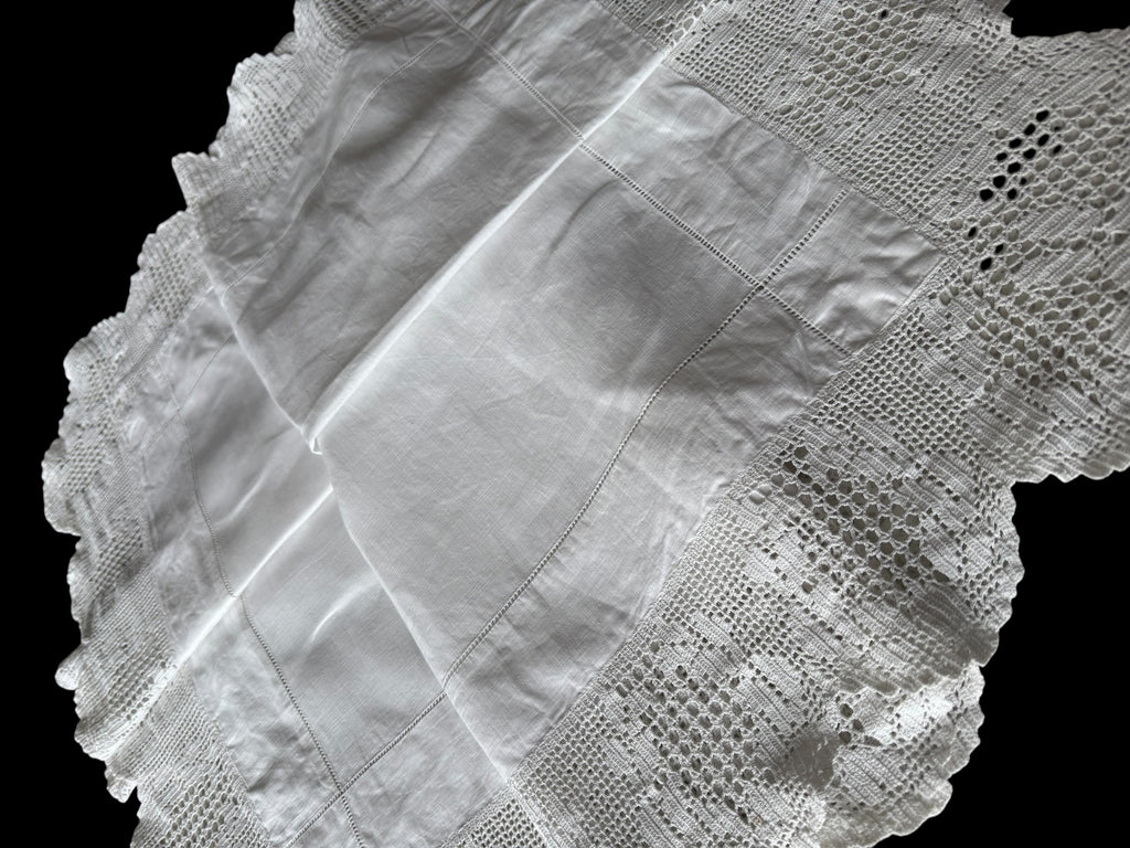 Deep lace edge vintage Cotton Tablecloth.  image 4