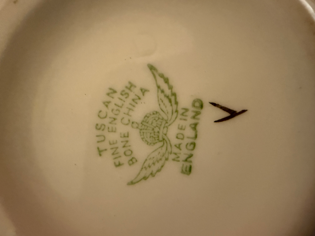 Tuscan English China milk & sugar. Handpainted.  image 8