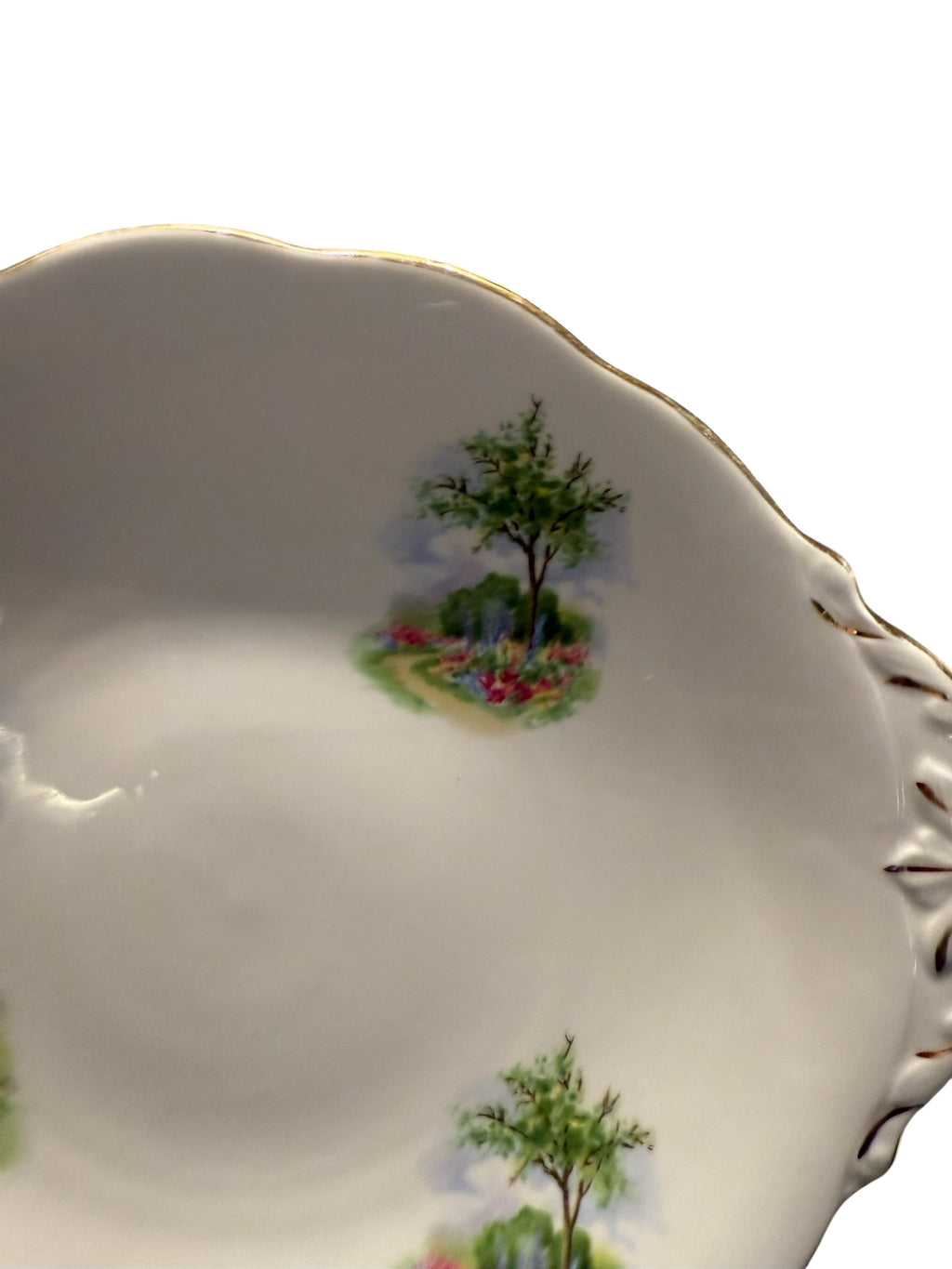 Queen Anne Cake Plate. Cottage Design image 6