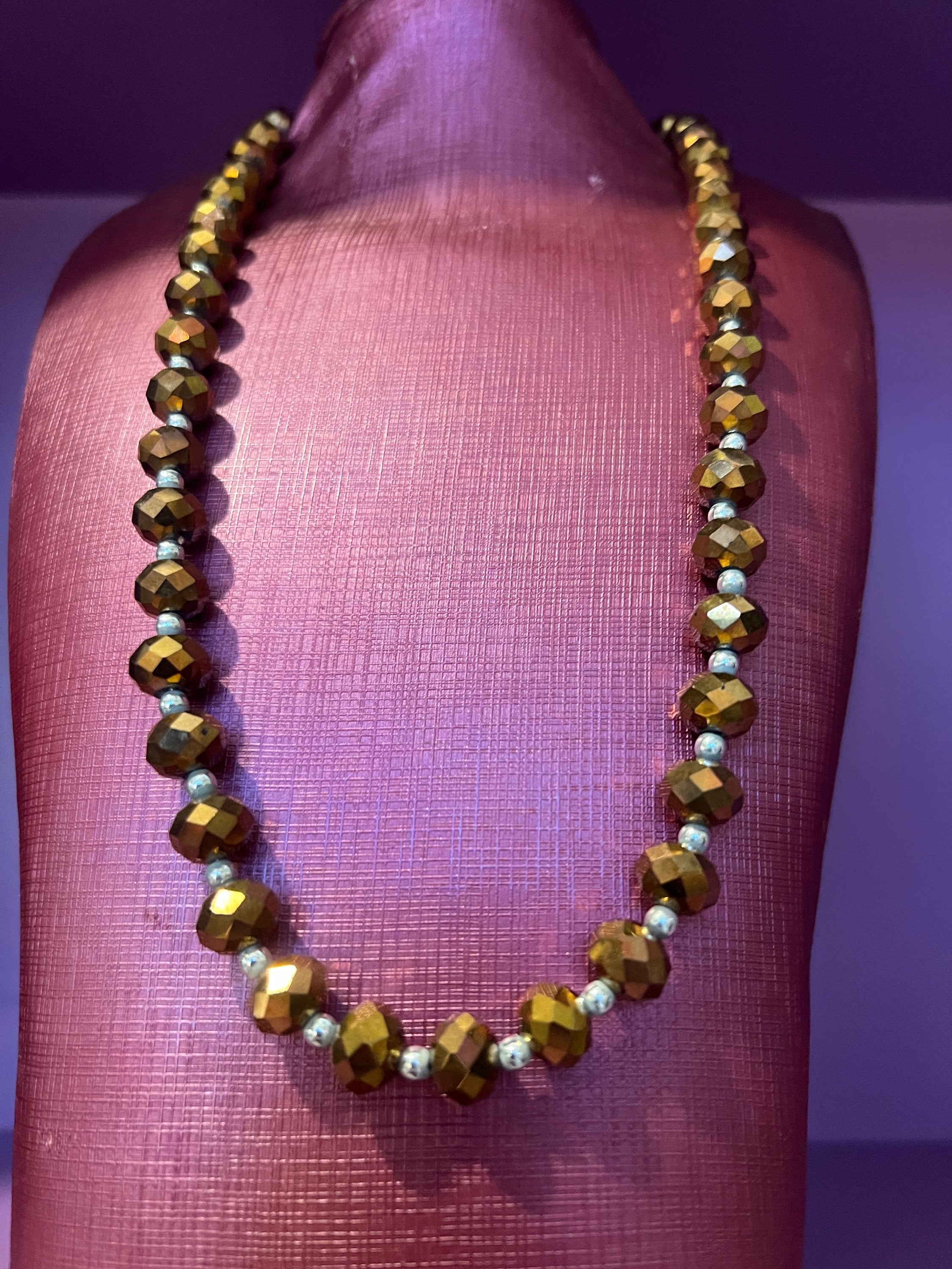 Costume Jewellery Necklace image 0