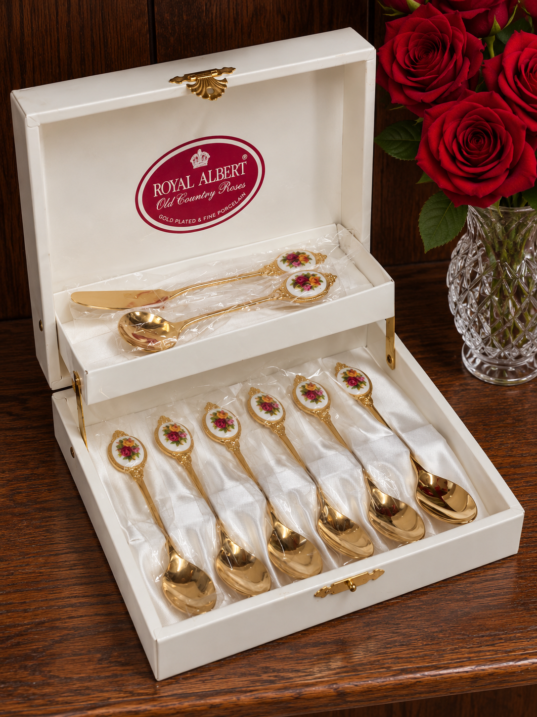 Royal Albert Old Country Roses Gold Plated Spoons & Serving Set – Boxed