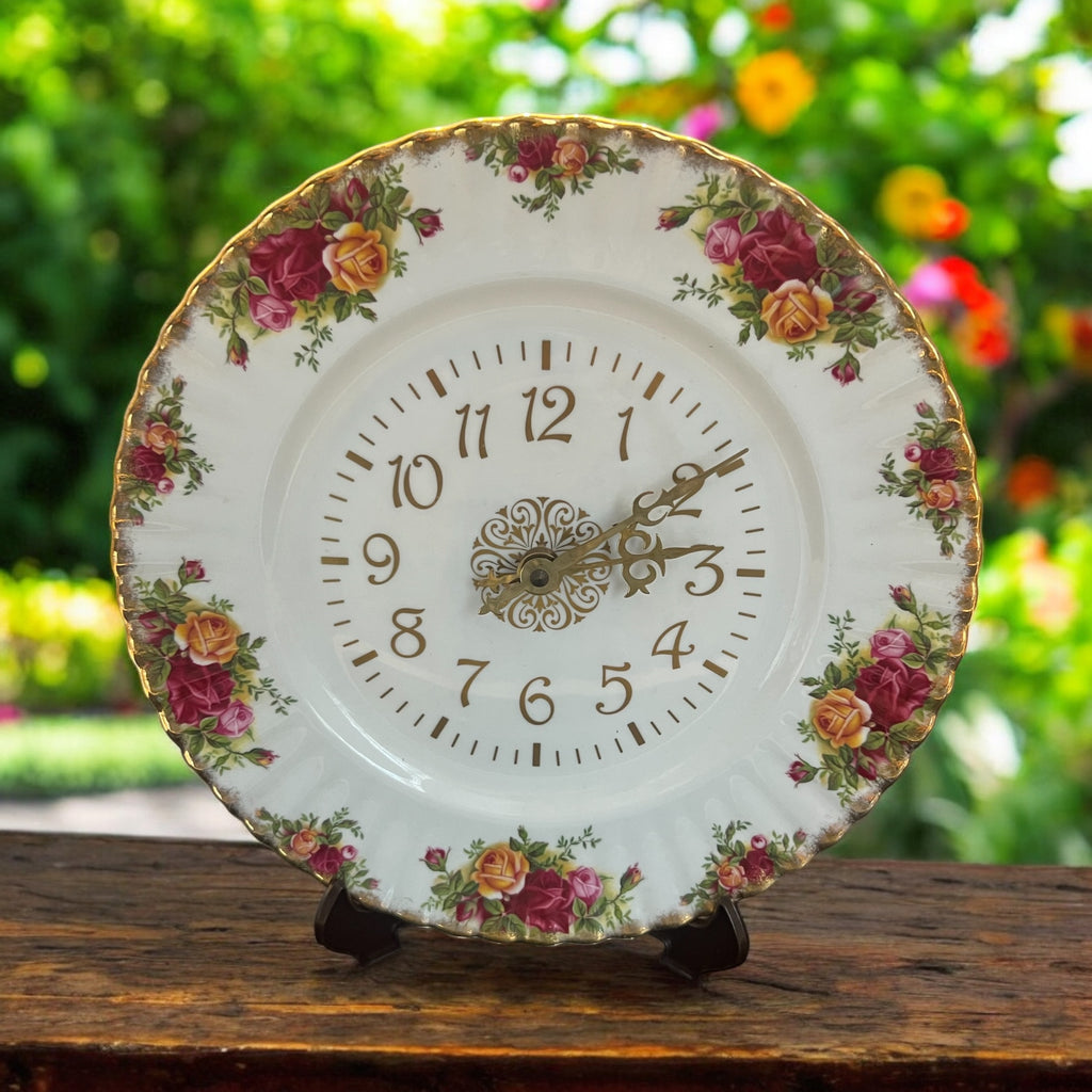 Royal Albert. Old Country Roses. Large Wall Clock image 0