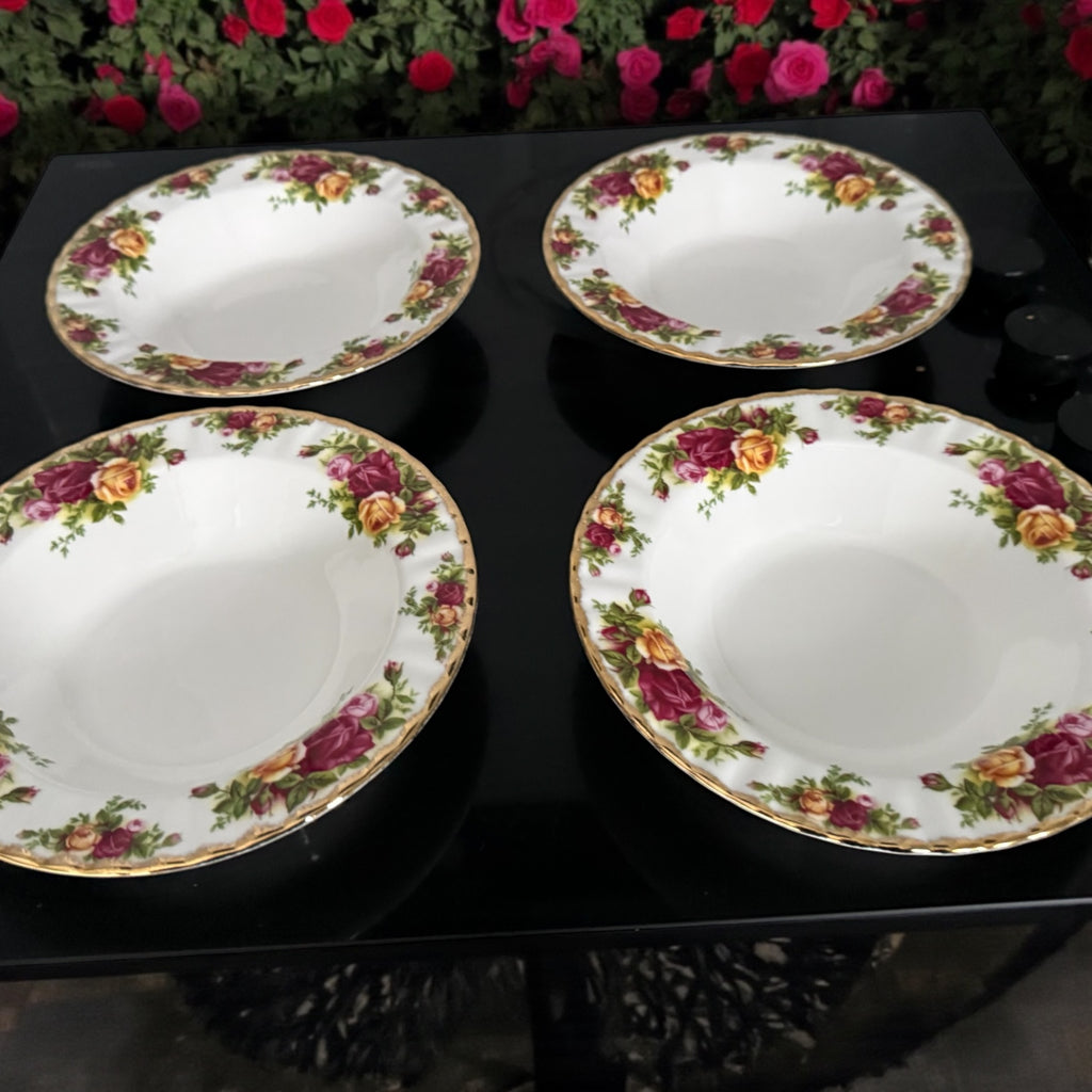 Old Country Roses. Set 6 Royal Albert Soup Bowls image 6