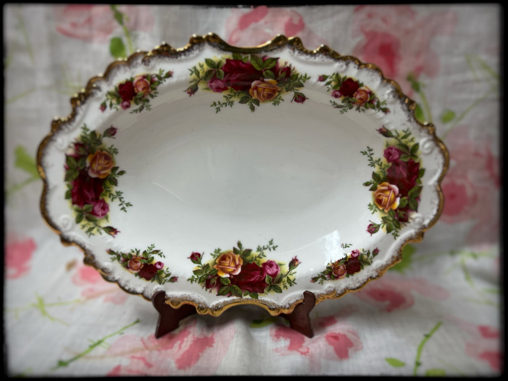 Royal Albert Old Country Roses Scalloped Edge Dish image 1