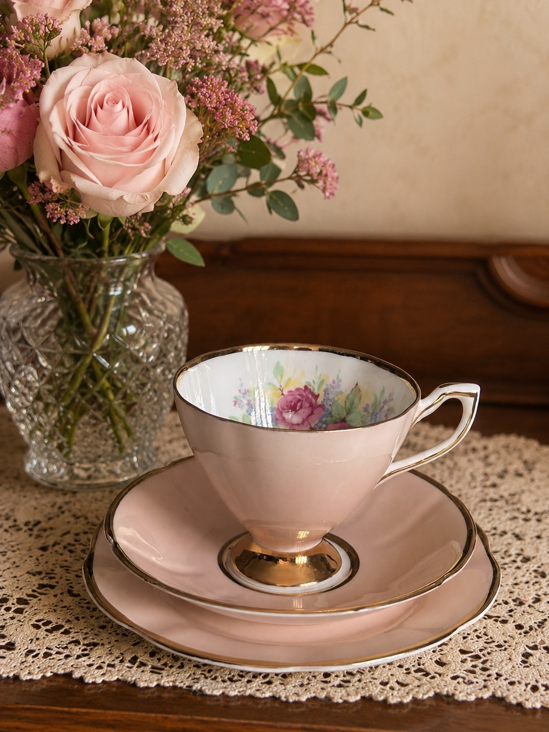 Clare Baby Pink Trio with Roses & Foliage Design