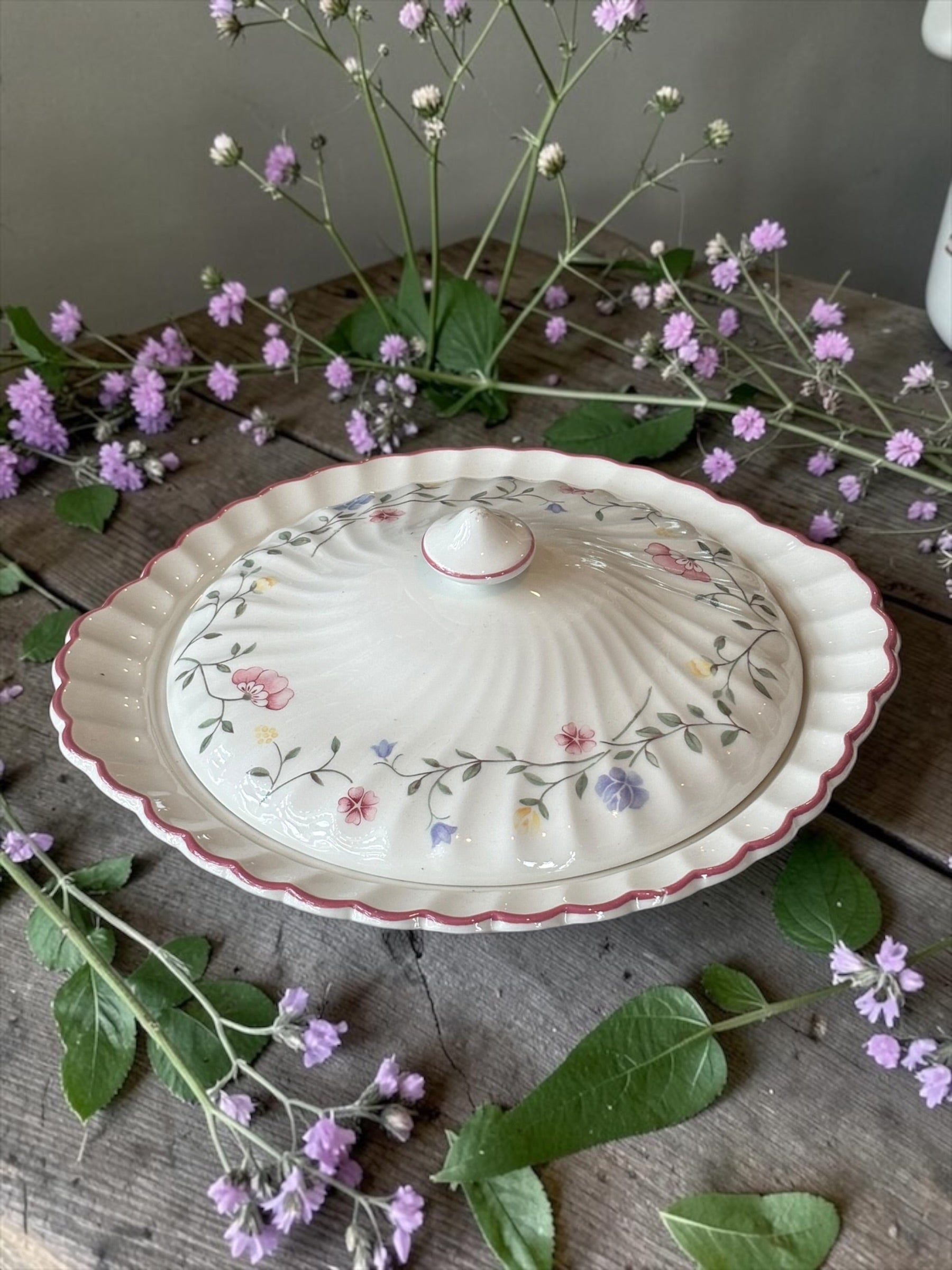 Summer Chintz Johnson Brothers Casserole Dish