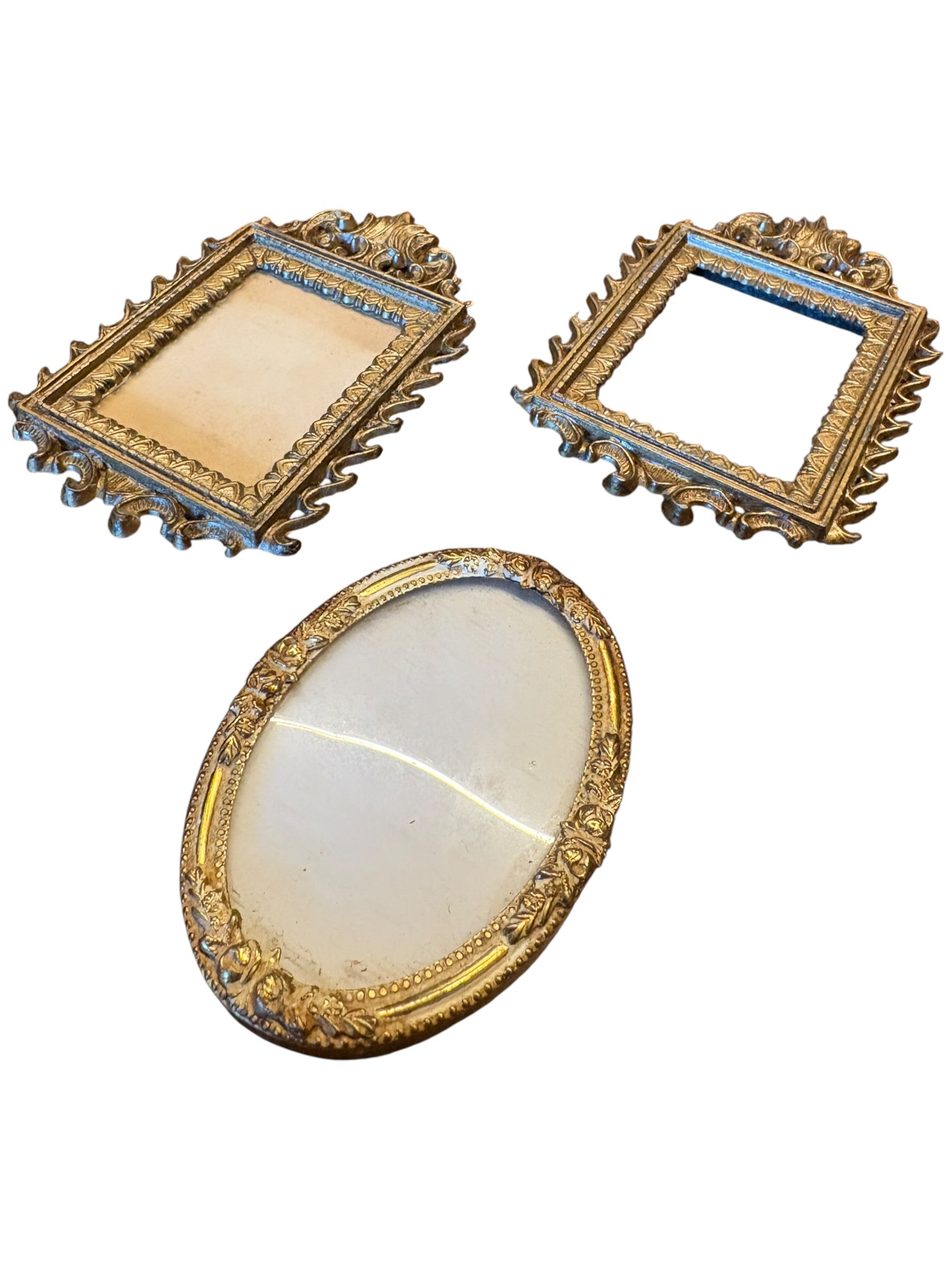 Set of 3 Minature Vintage Frames  image 1