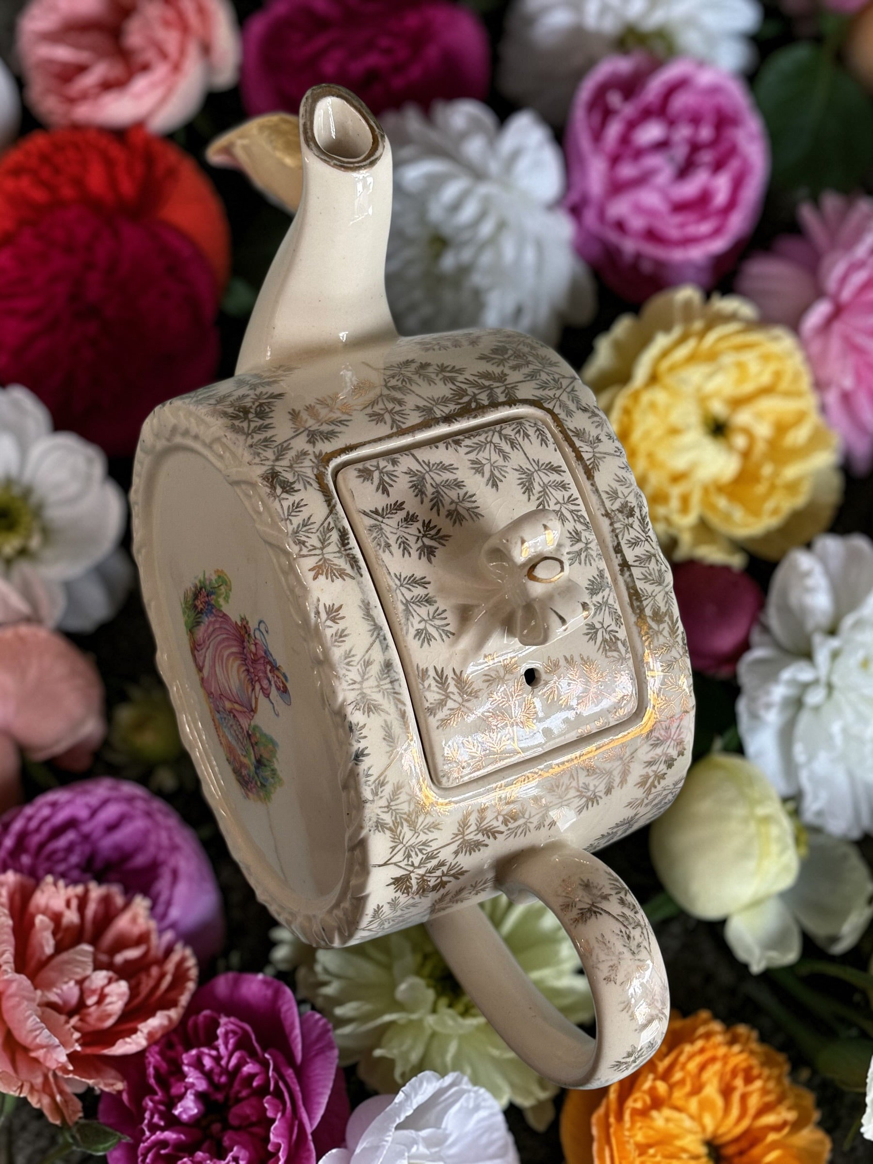 Vintage Sadler "Crinoline Lady" Teapot  image 1