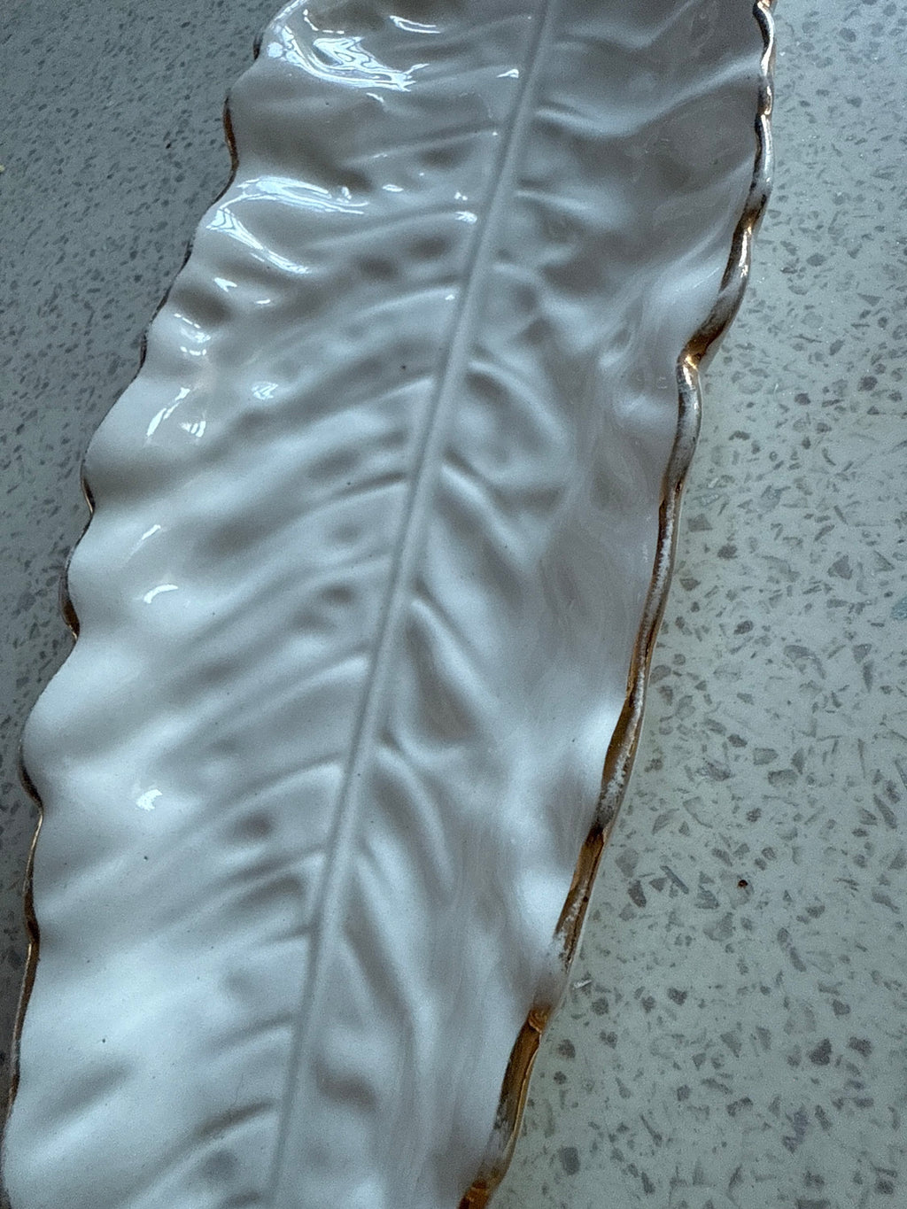 Carltonware. Large leaf dish.  image 7