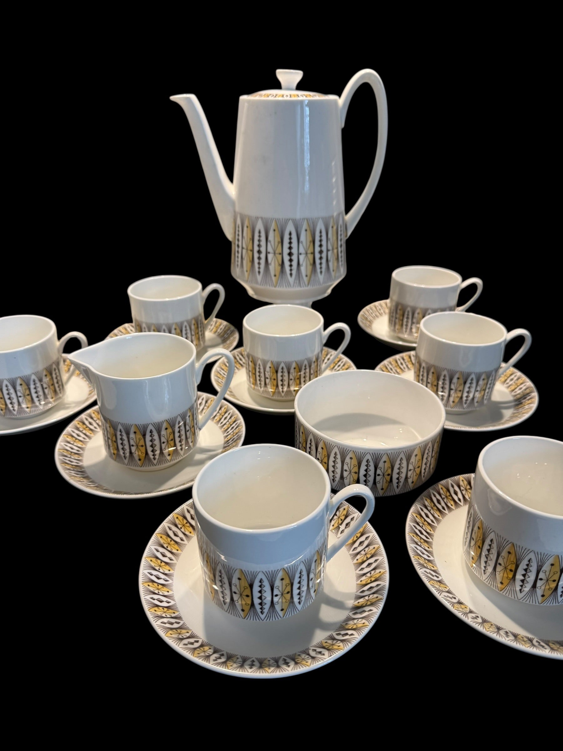 Royal Grafton. Retro Coffee Set. 15 piece image 2
