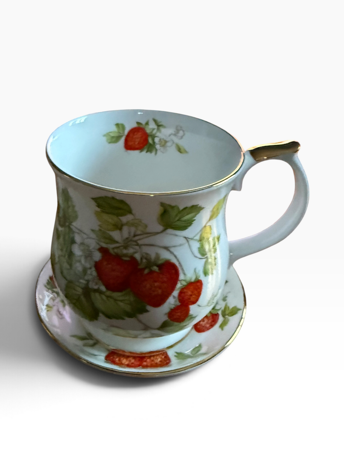 Queens China. Virginia Strawberry Mug & Coaster