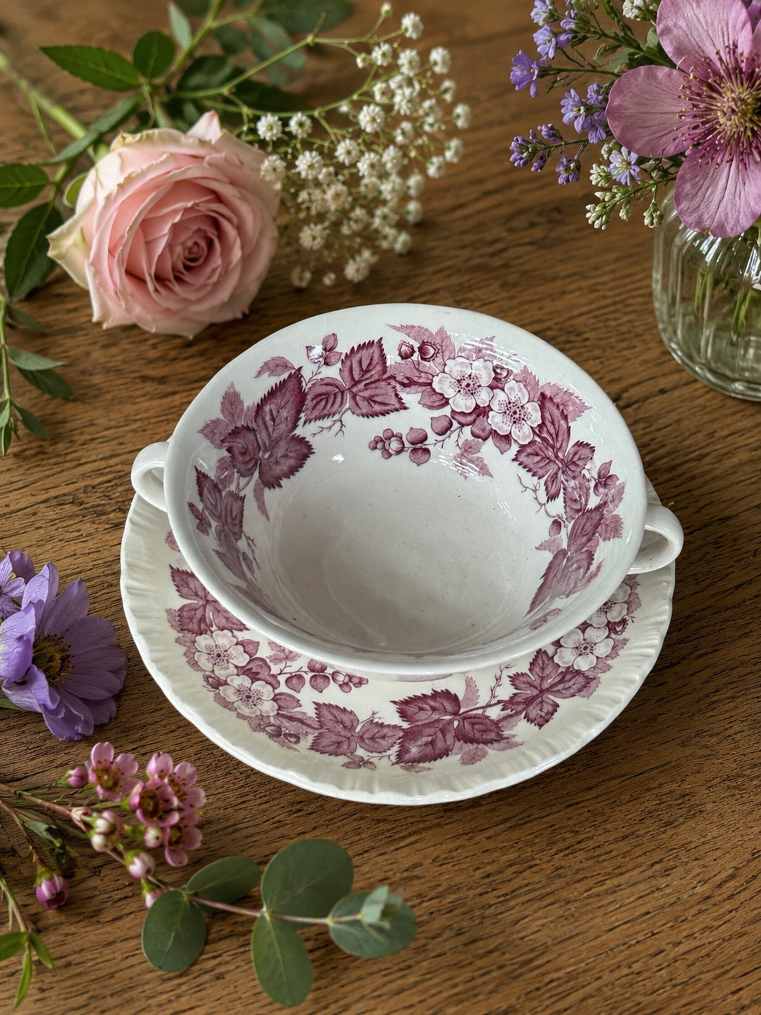 Set of 6 Wedgwood Soup Coupes with Plates