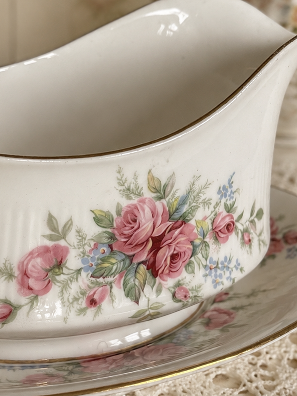 Royal Standard “Rambling Rose” Gravy Jug & Plate