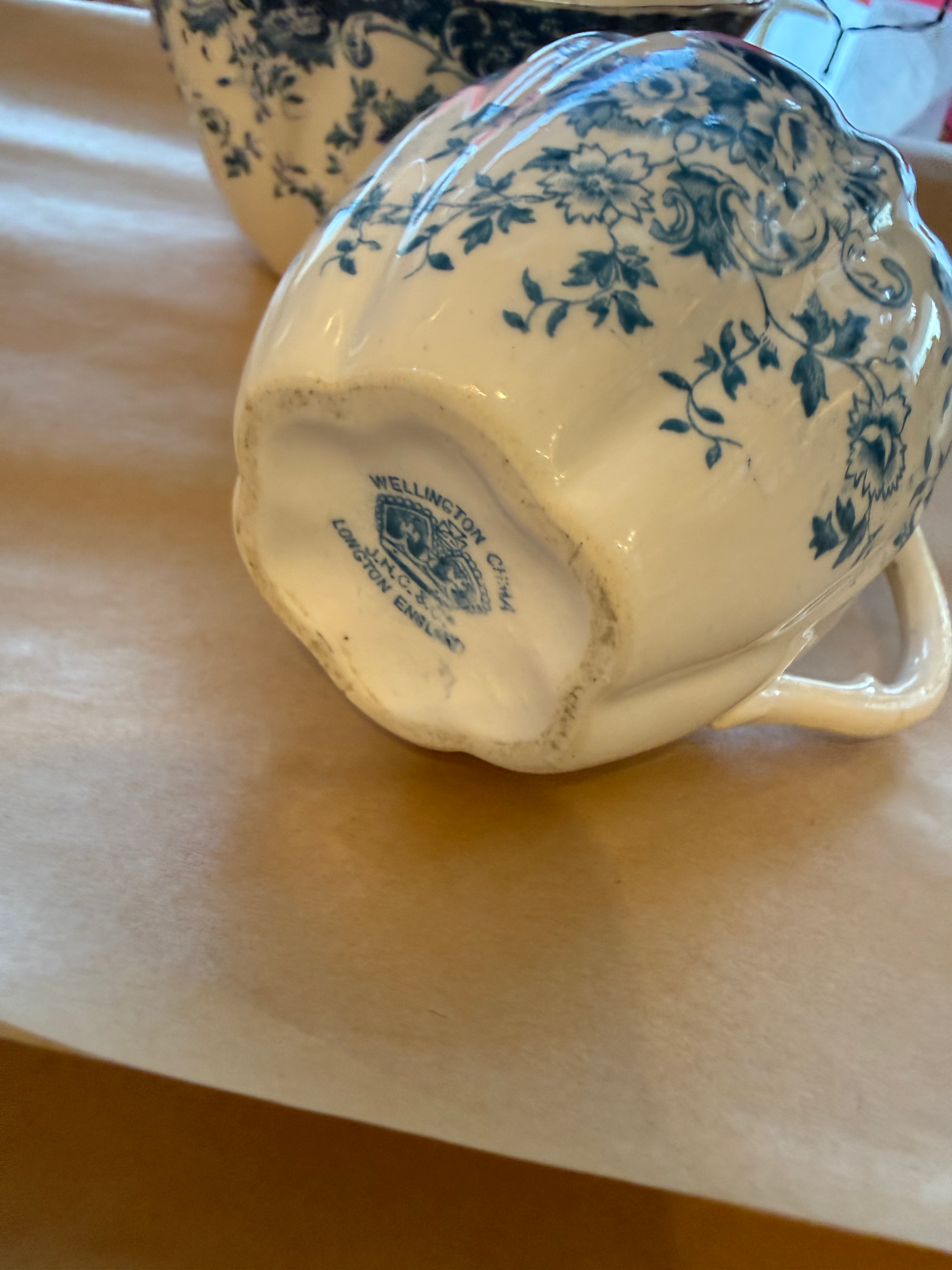 Wellington China. Antique Milk Jug & Bowl  image 2