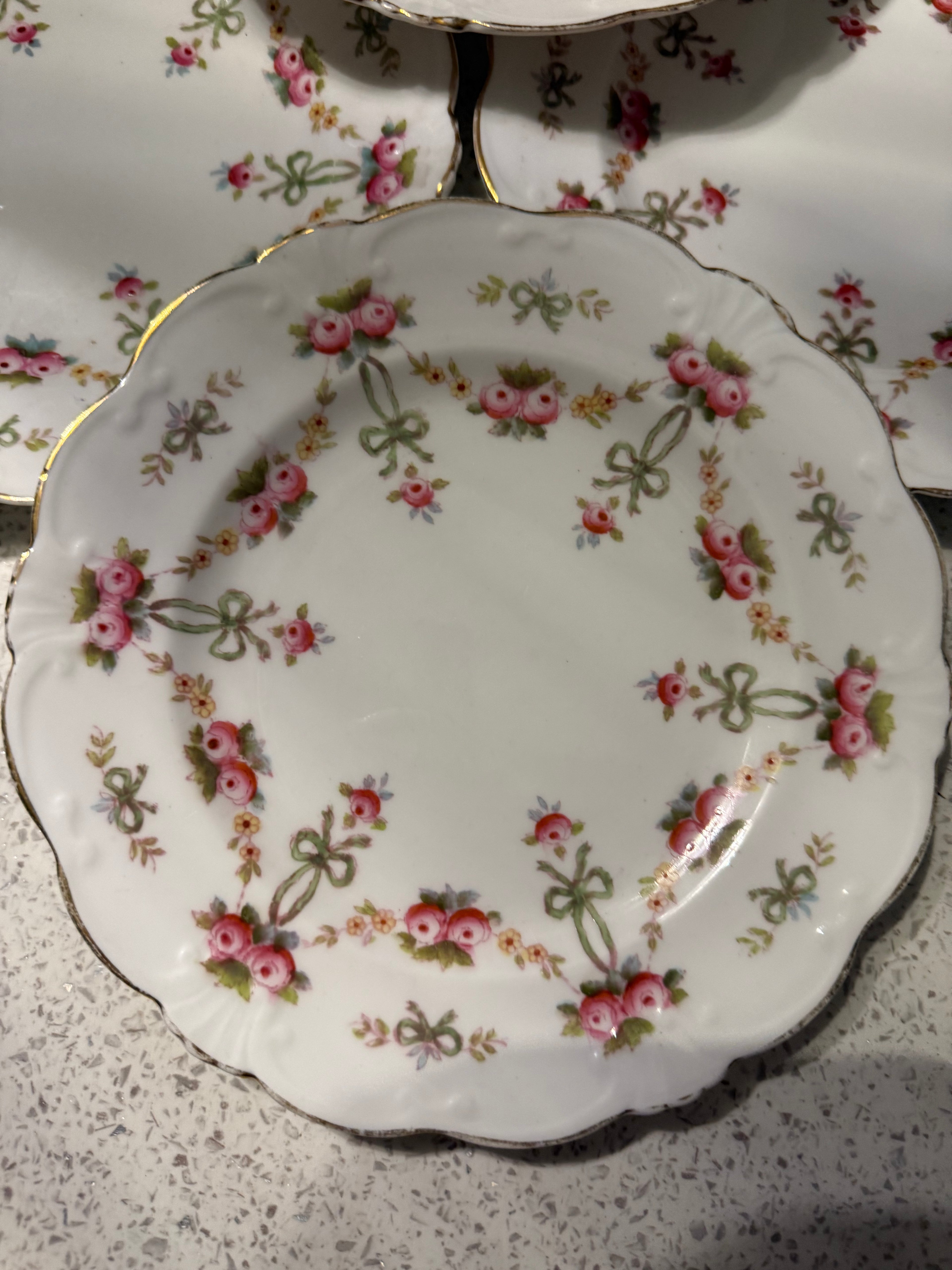 Set 6 Victorian Side/tea plates  image 2