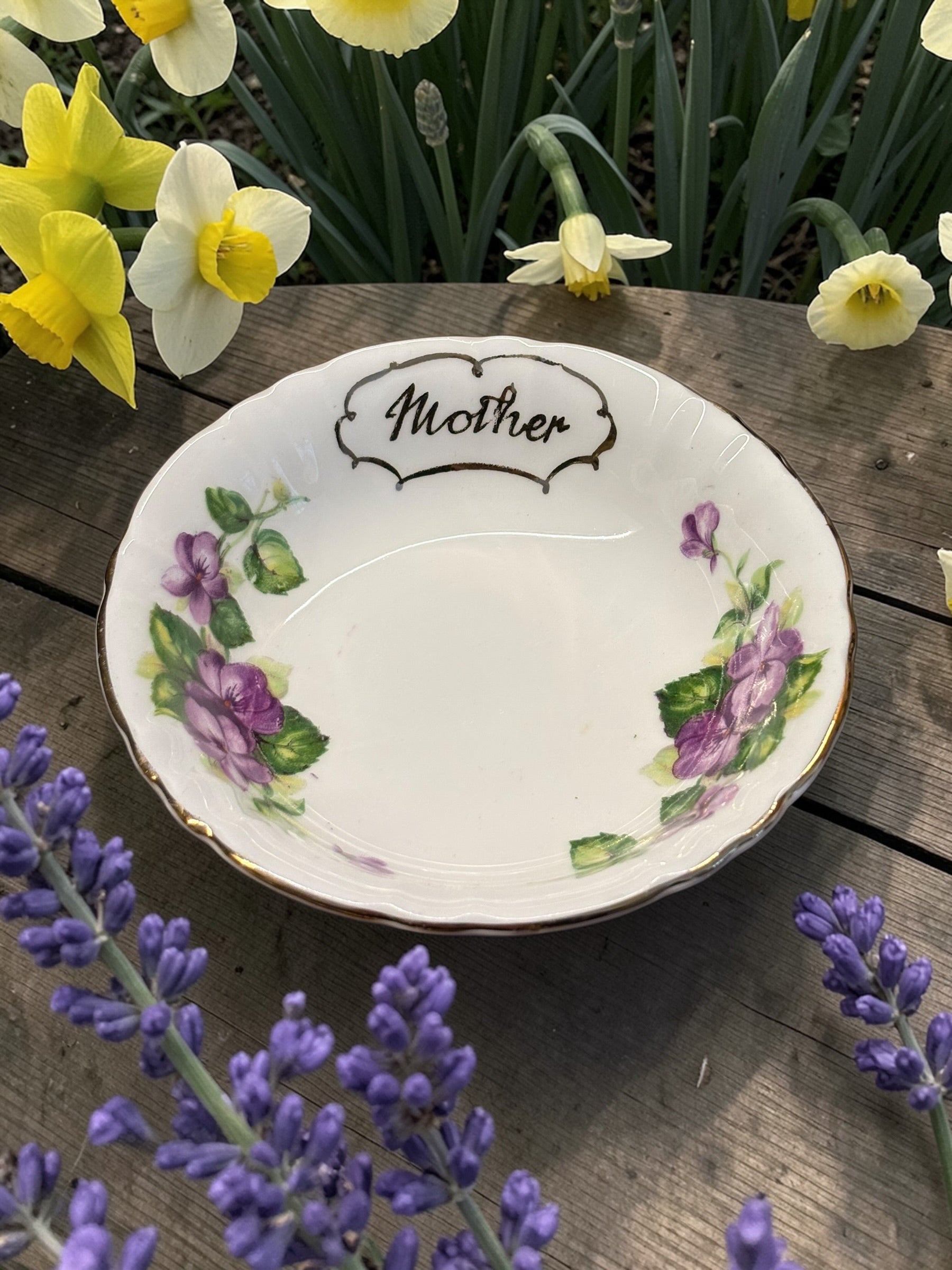 Royal Vale ‘Mother’ Trinket Dishes image 0