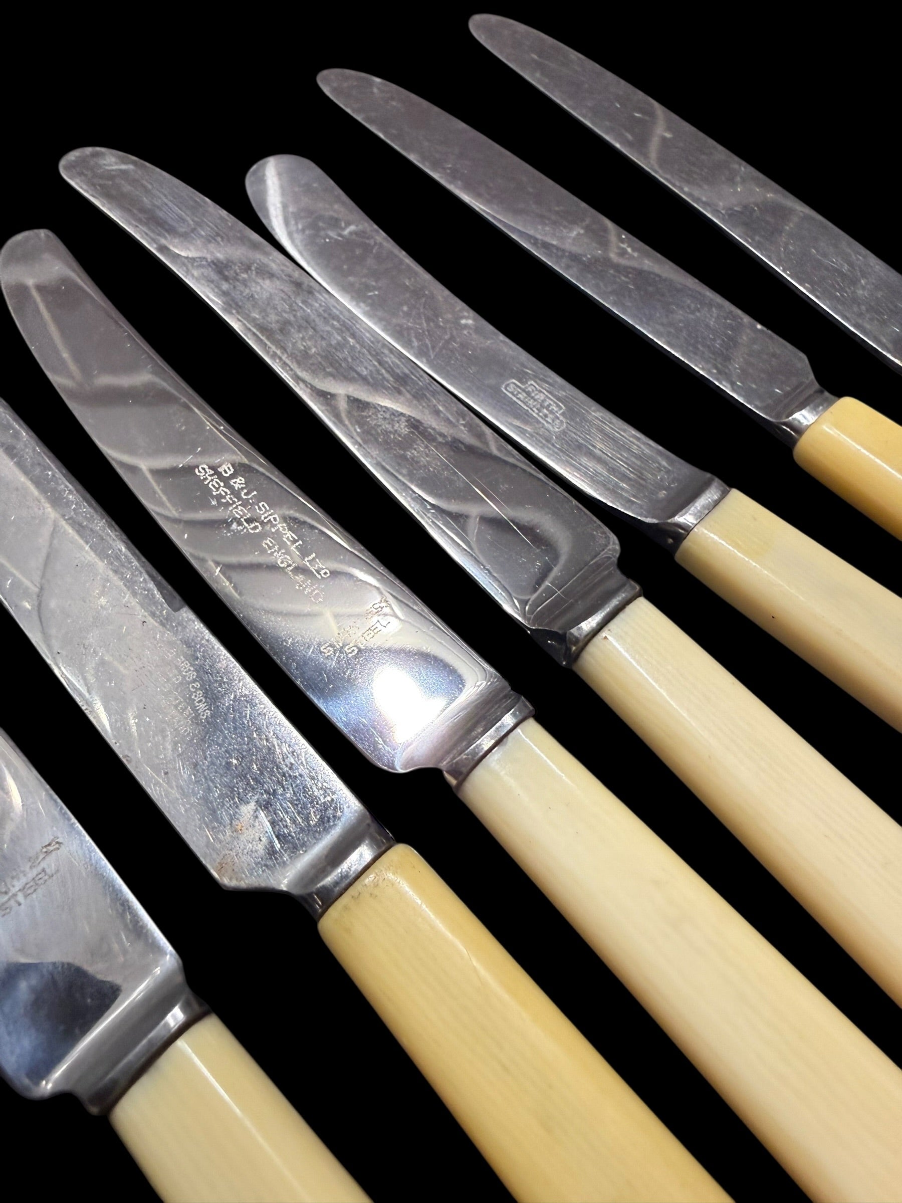 Vintage Cutlery 9 Butter Knives image 8