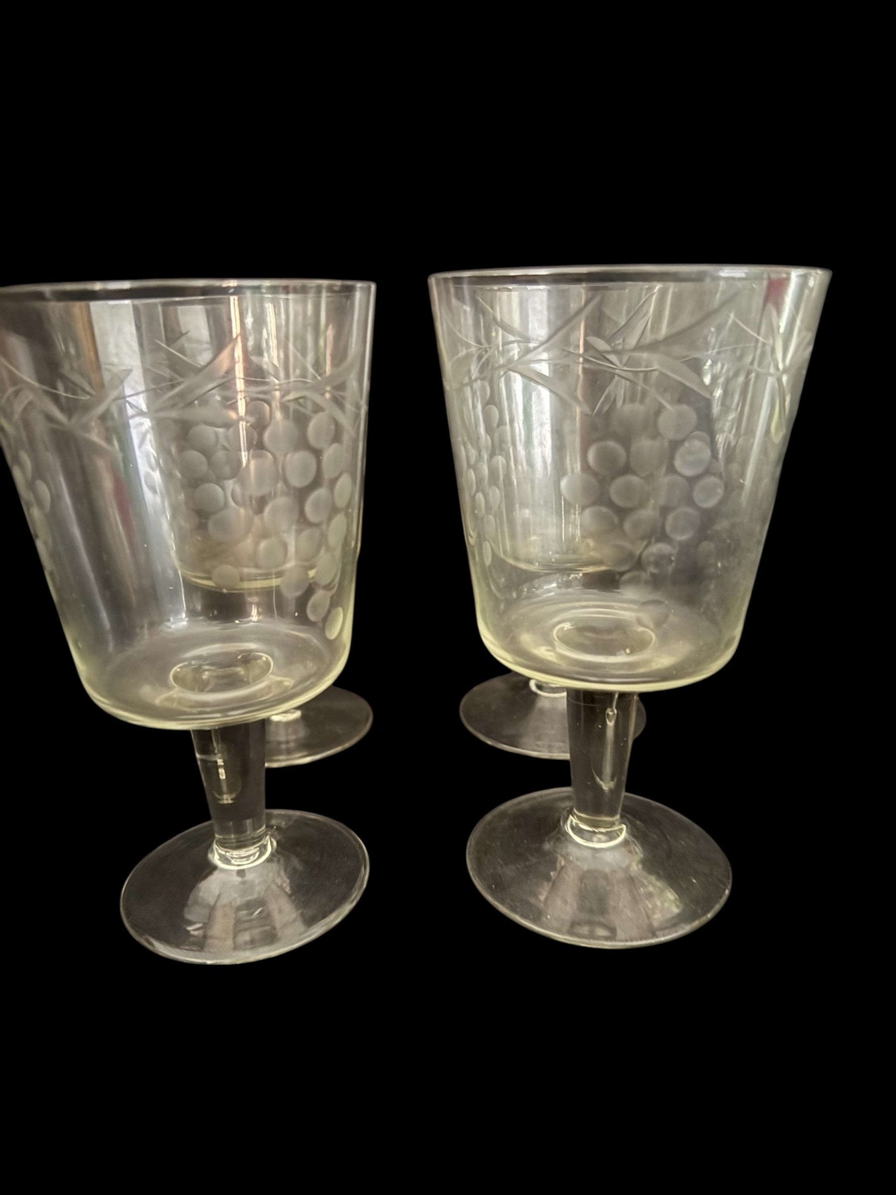 Set 4 Vintage Etched Cocktail Goblet Glasses image 1