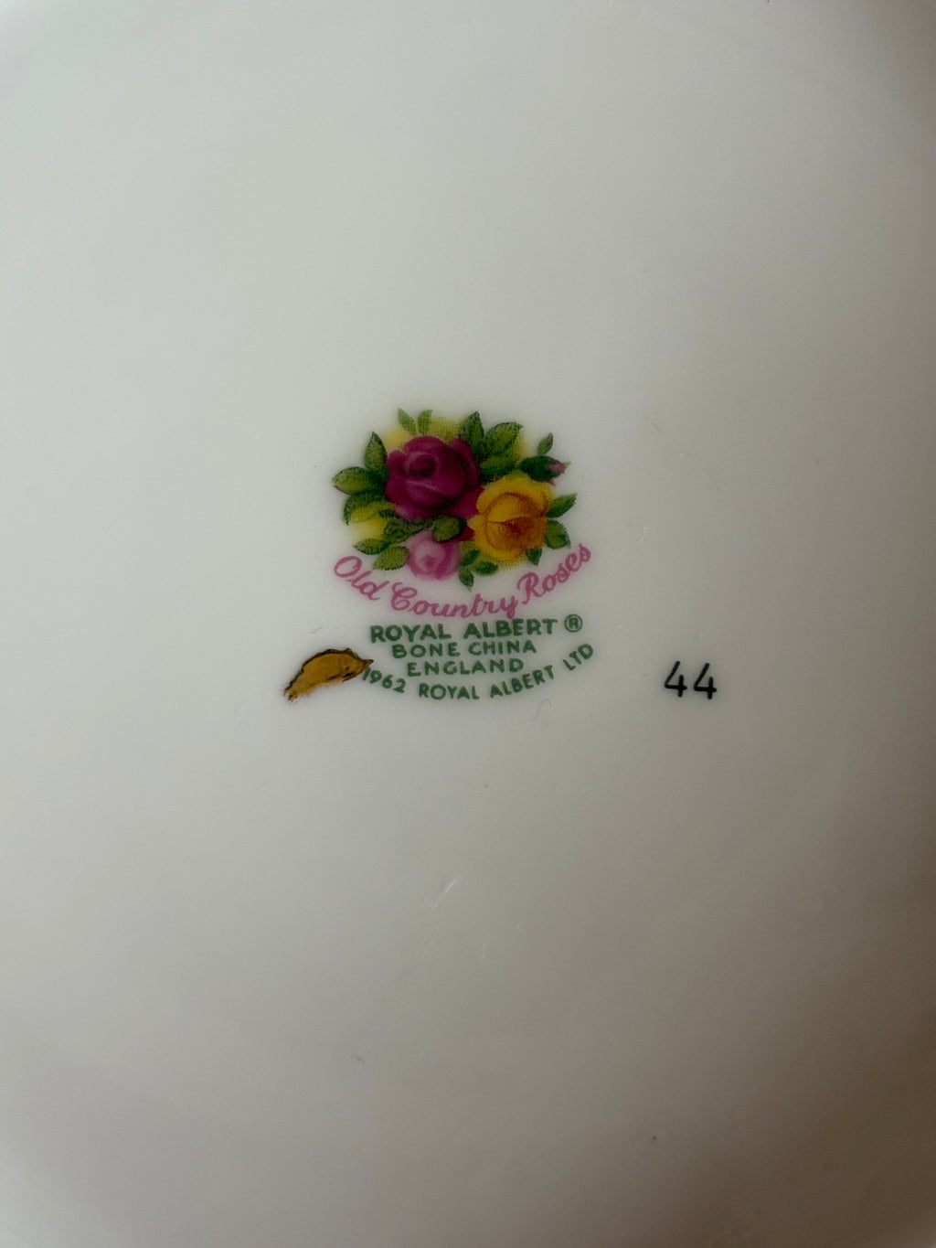 Royal Albert Old Country Roses Large Fluted Bowl