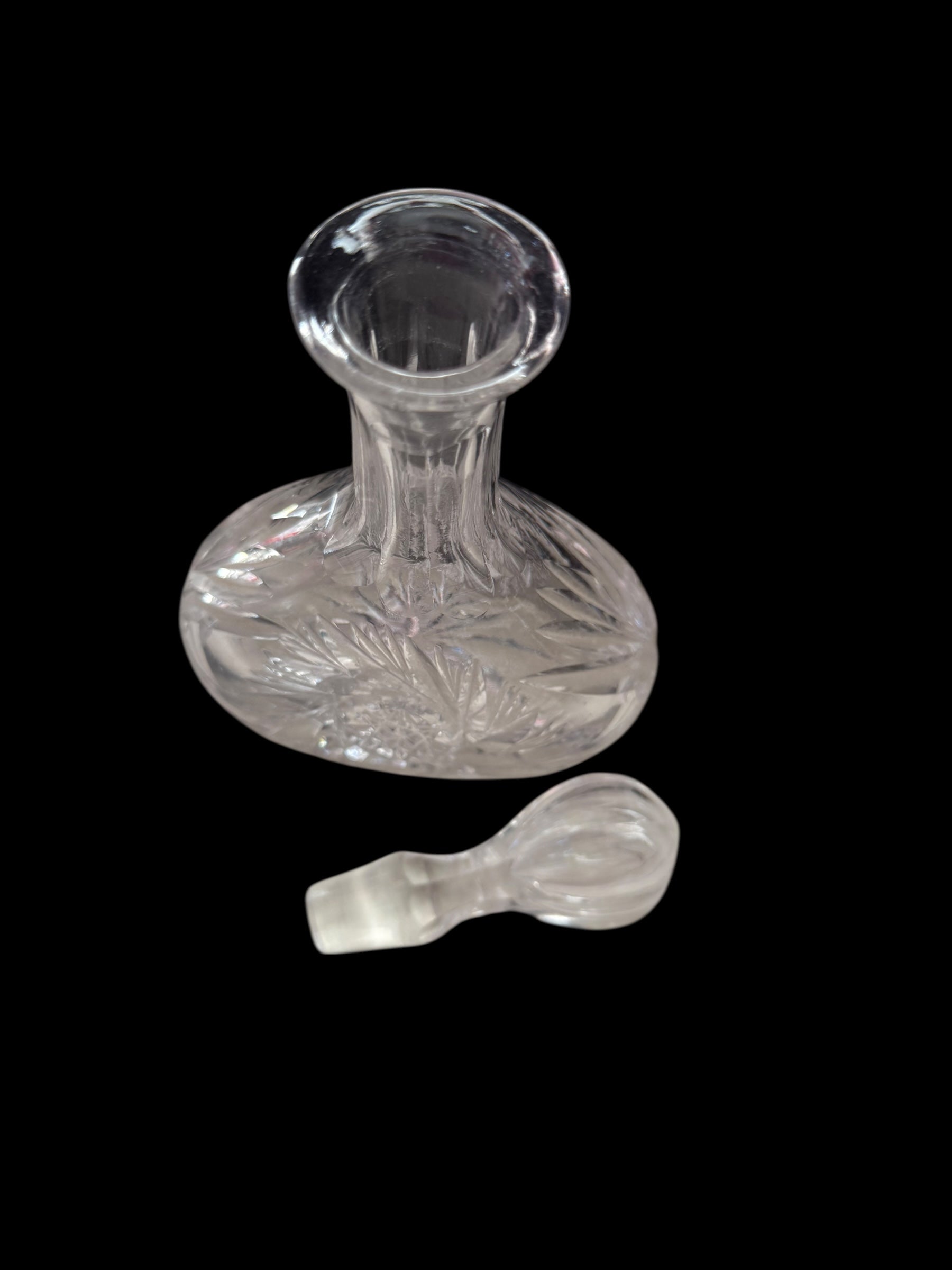 Vintage decanter.  image 3