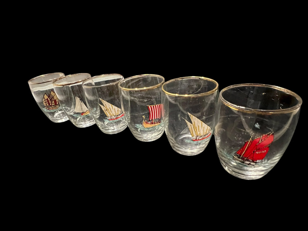Set 6 Vintage Shot Glasses.  image 6