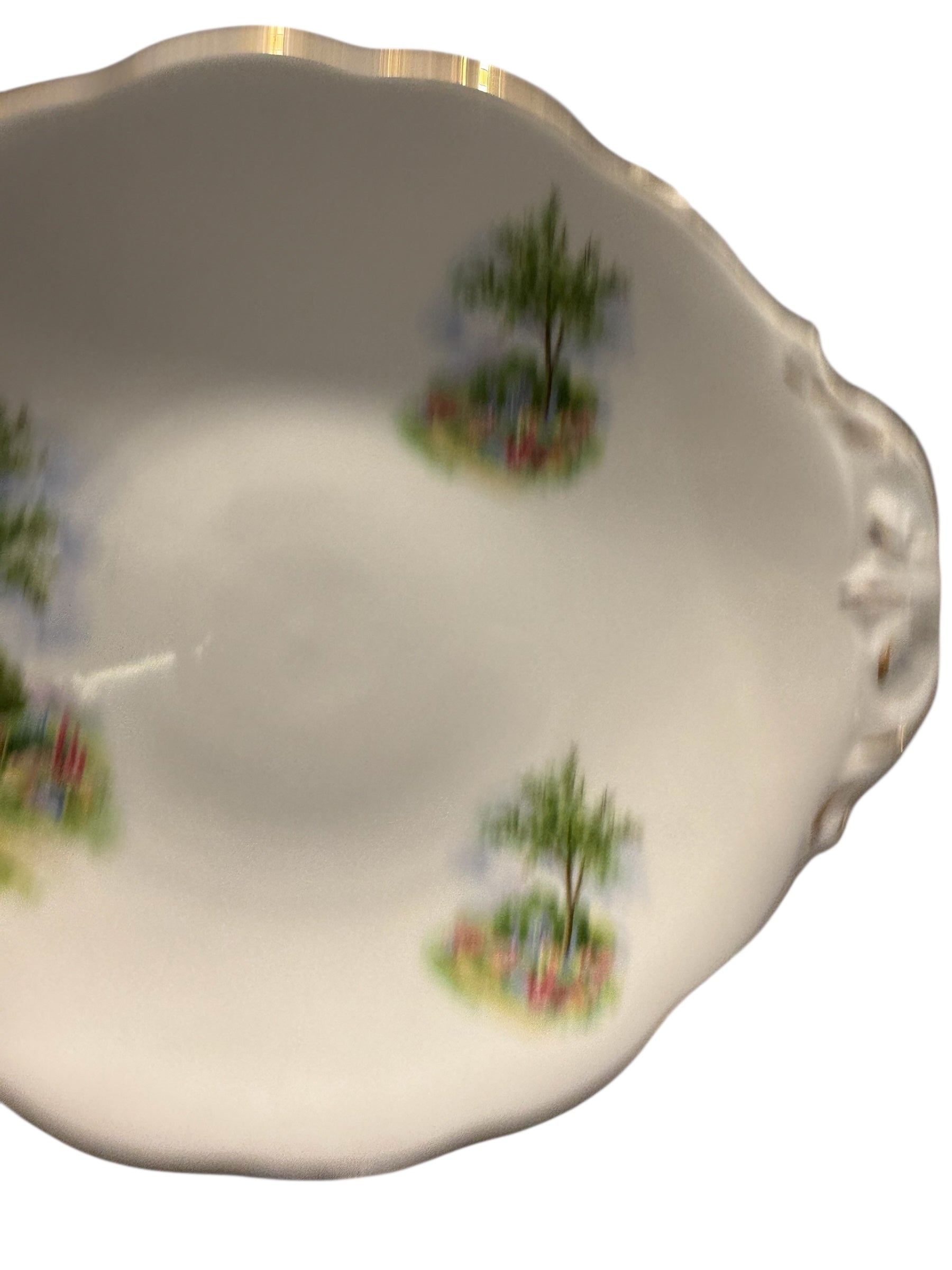 Queen Anne Cake Plate. Cottage Design image 2
