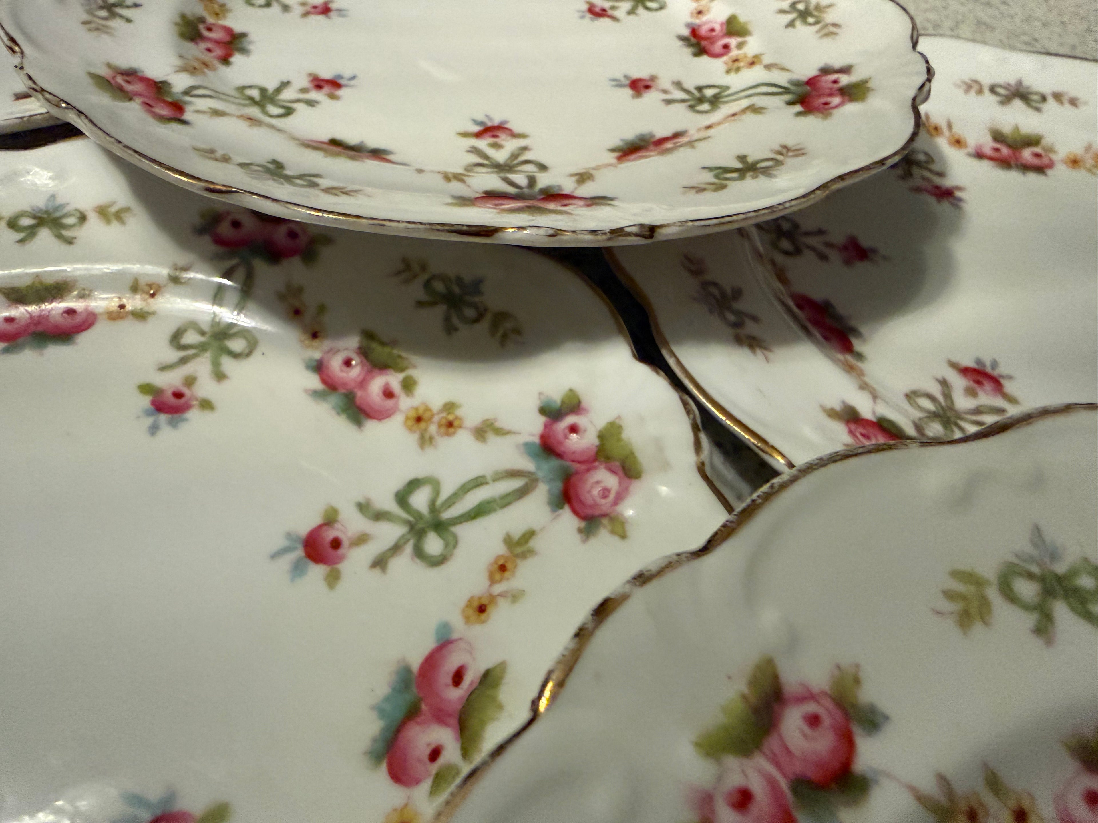 Set 6 Victorian Side/tea plates  image 6