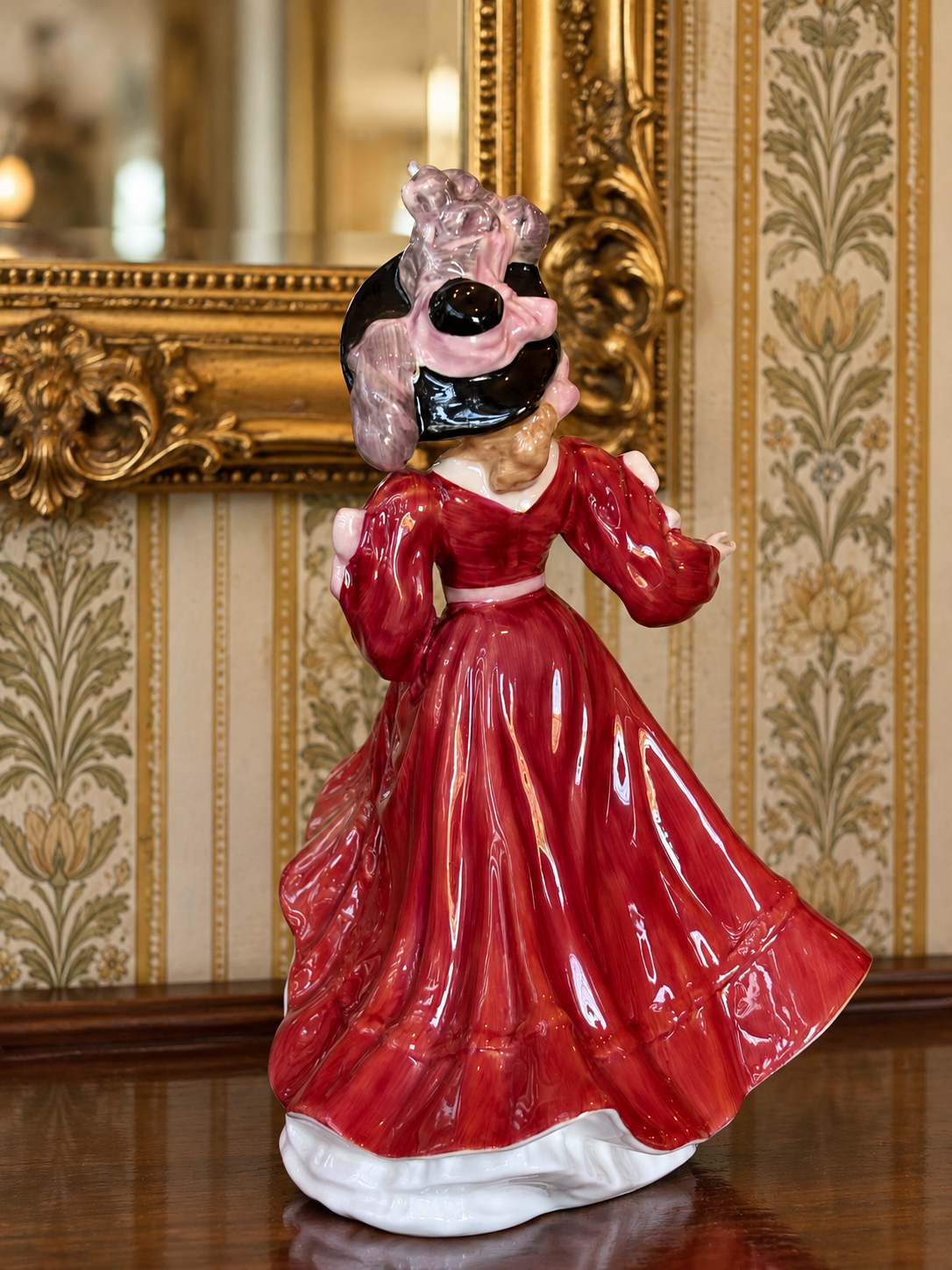 Royal Doulton. Figurine. Patricia