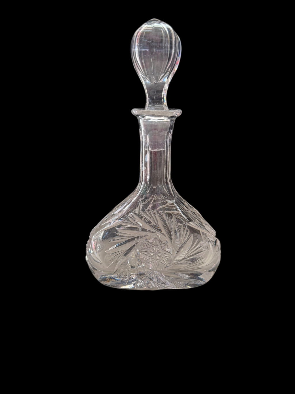 Vintage decanter.  image 7