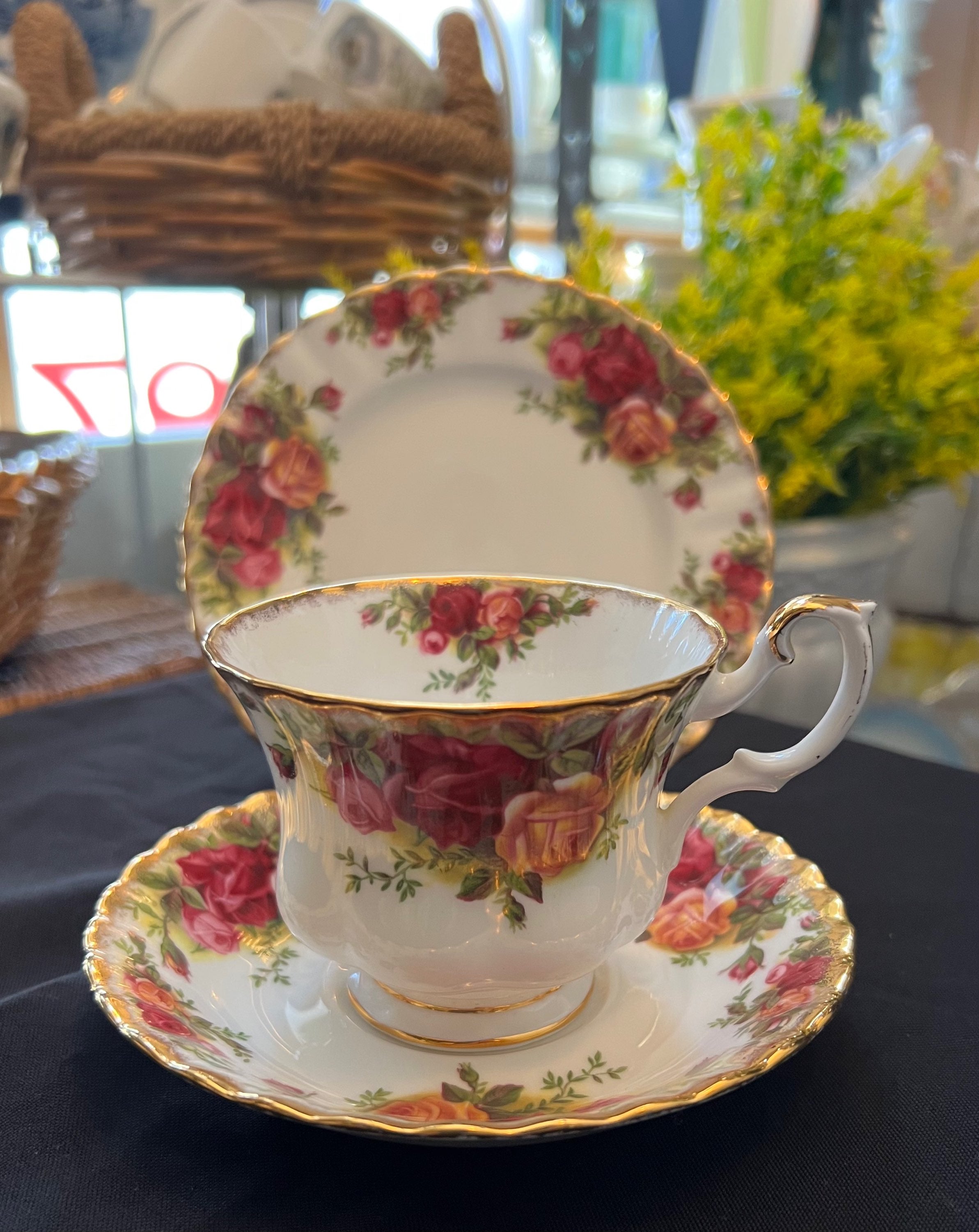 Royal Albert Old Country Roses Trio image 0