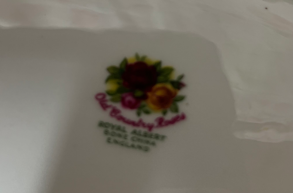 Royal Albert Old Country Roses Scalloped Edge Dish image 3