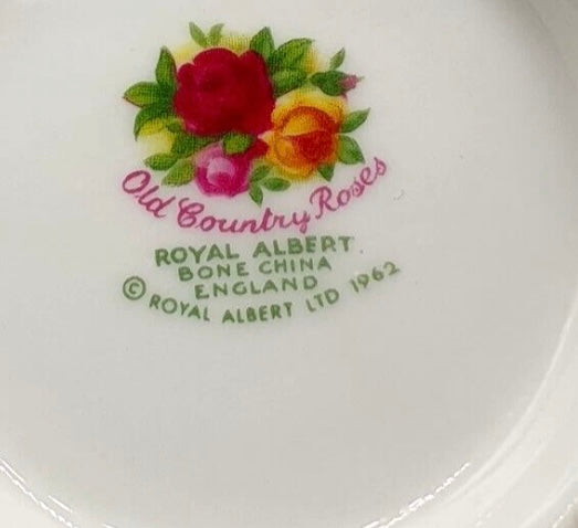 Royal Albert. Old Country Roses. Sugar Bowl. First Quality image 5