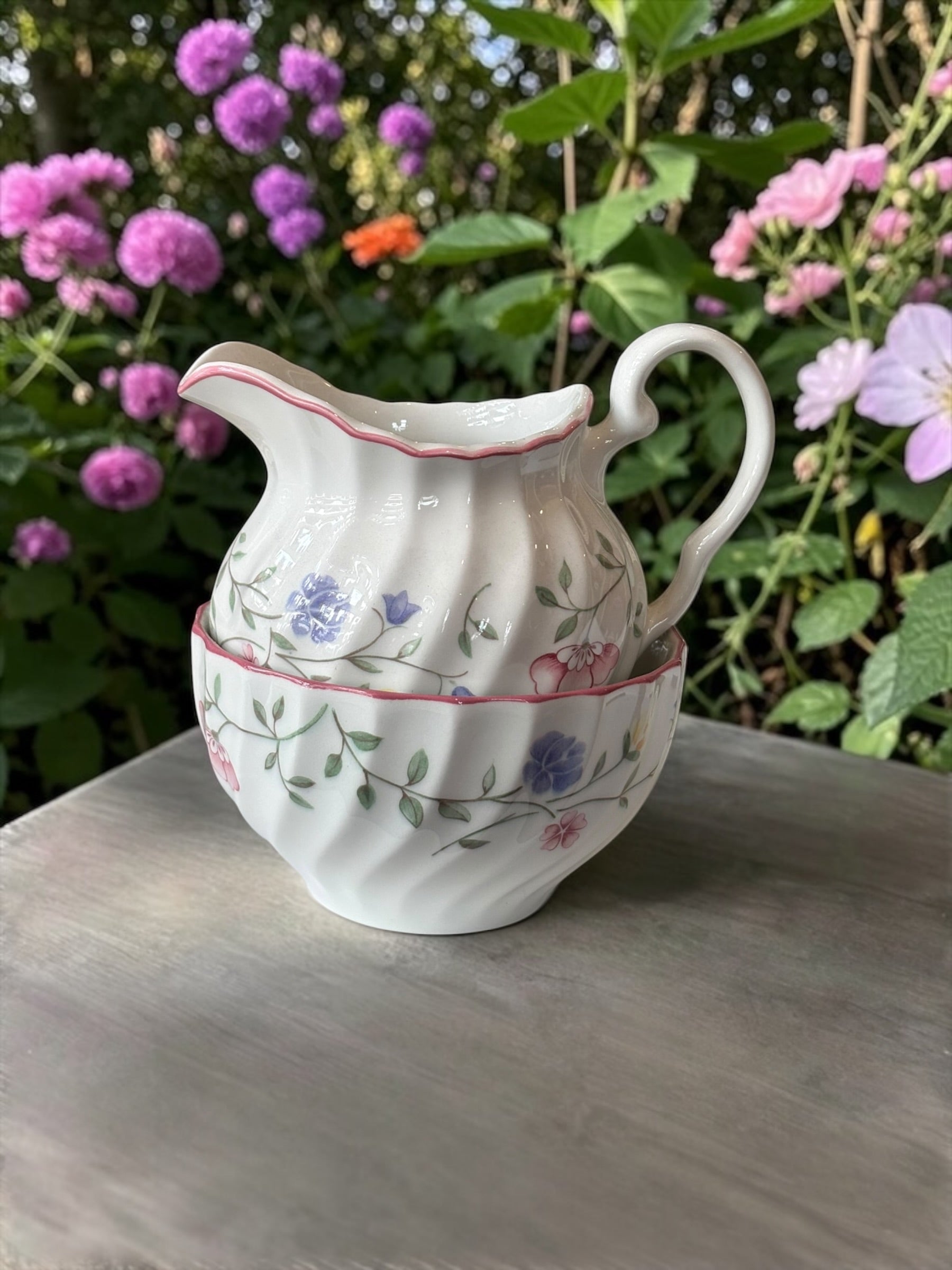 Johnson Brothers Summer Chintz Jug&Sugar Bowl