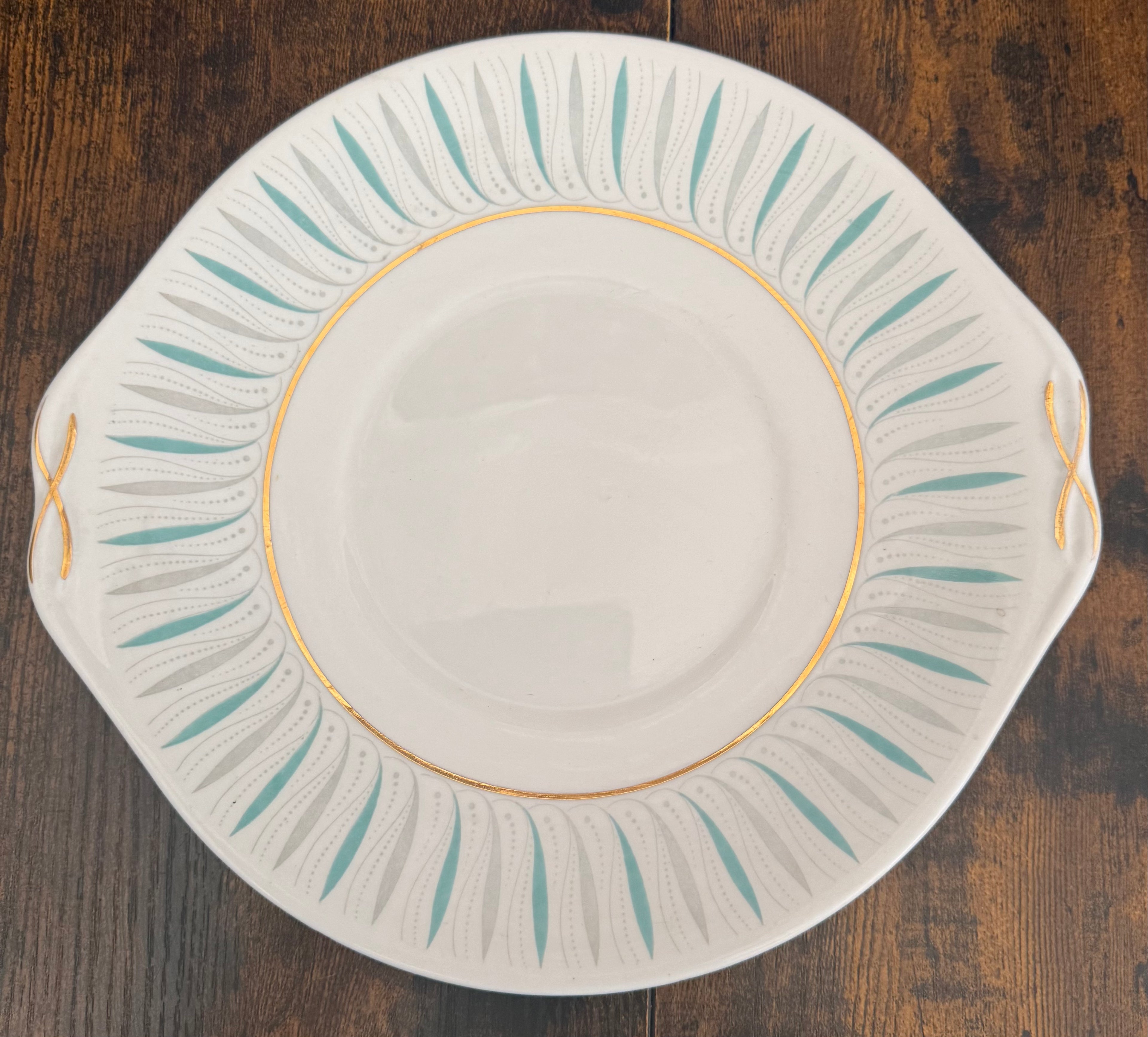 Queen Anne. Vintage Cake Plate.  image 1