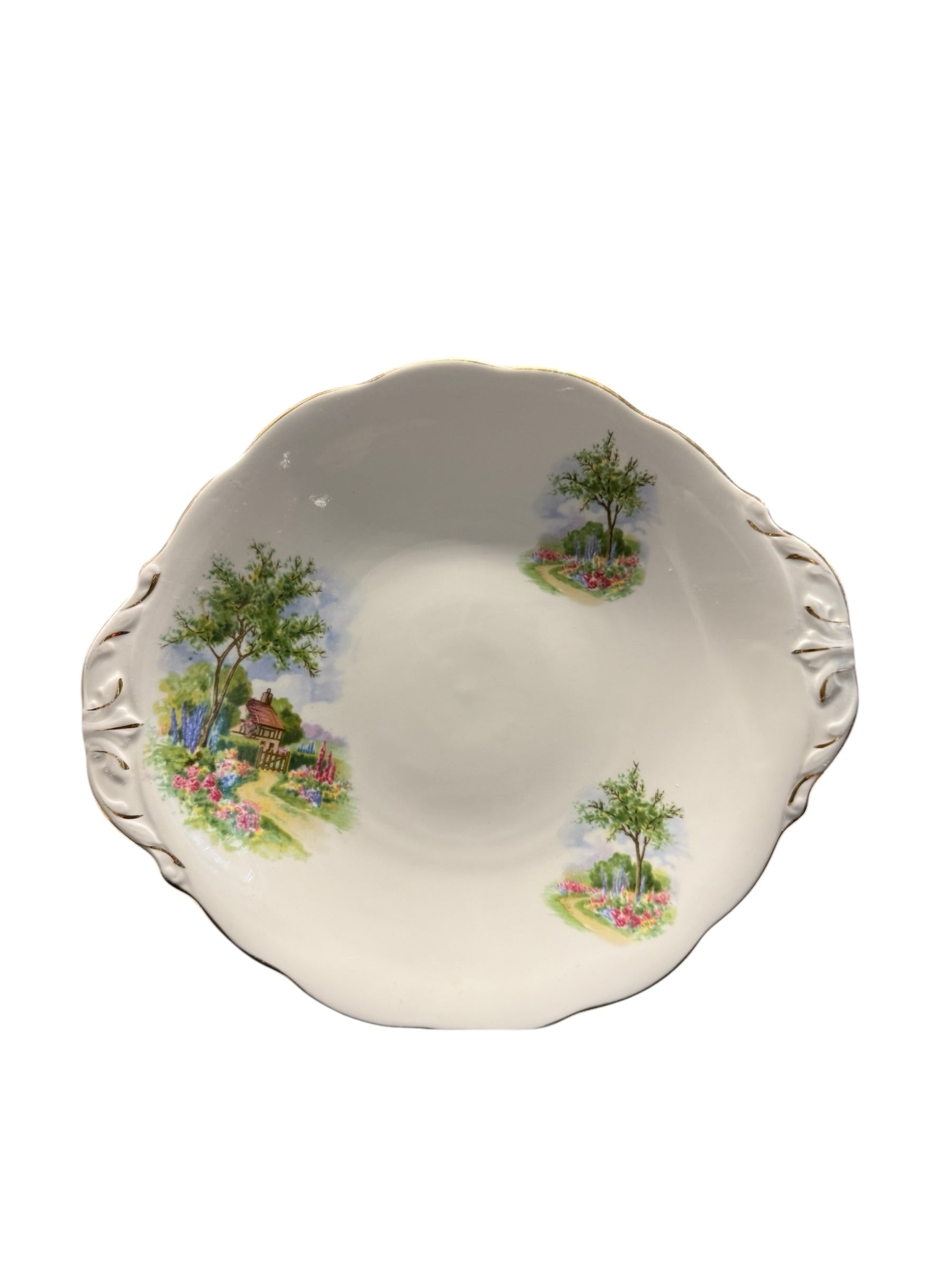 Queen Anne Cake Plate. Cottage Design image 4